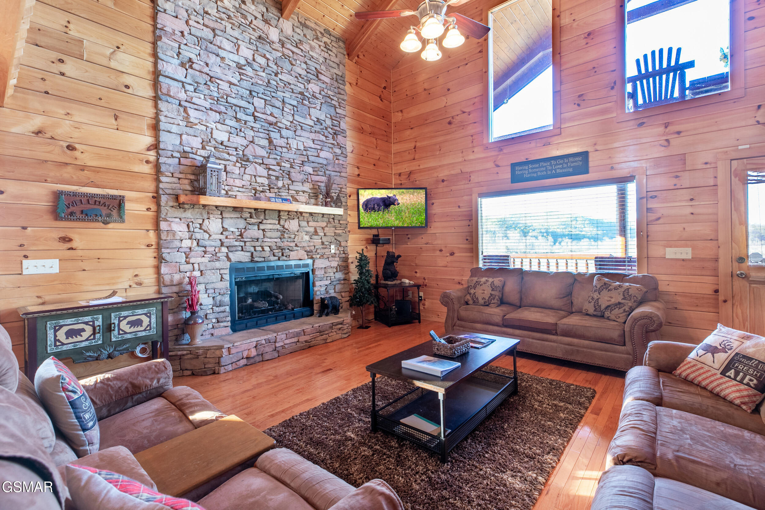 2466 Bryan Road Sevierville TN 37862