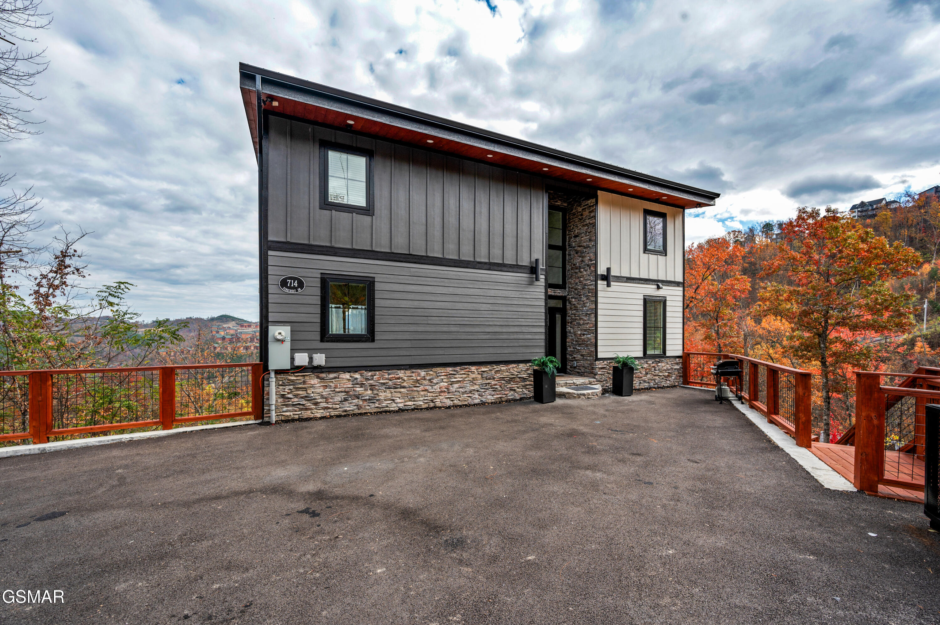 714 Pinecrest Drive Gatlinburg TN 37738