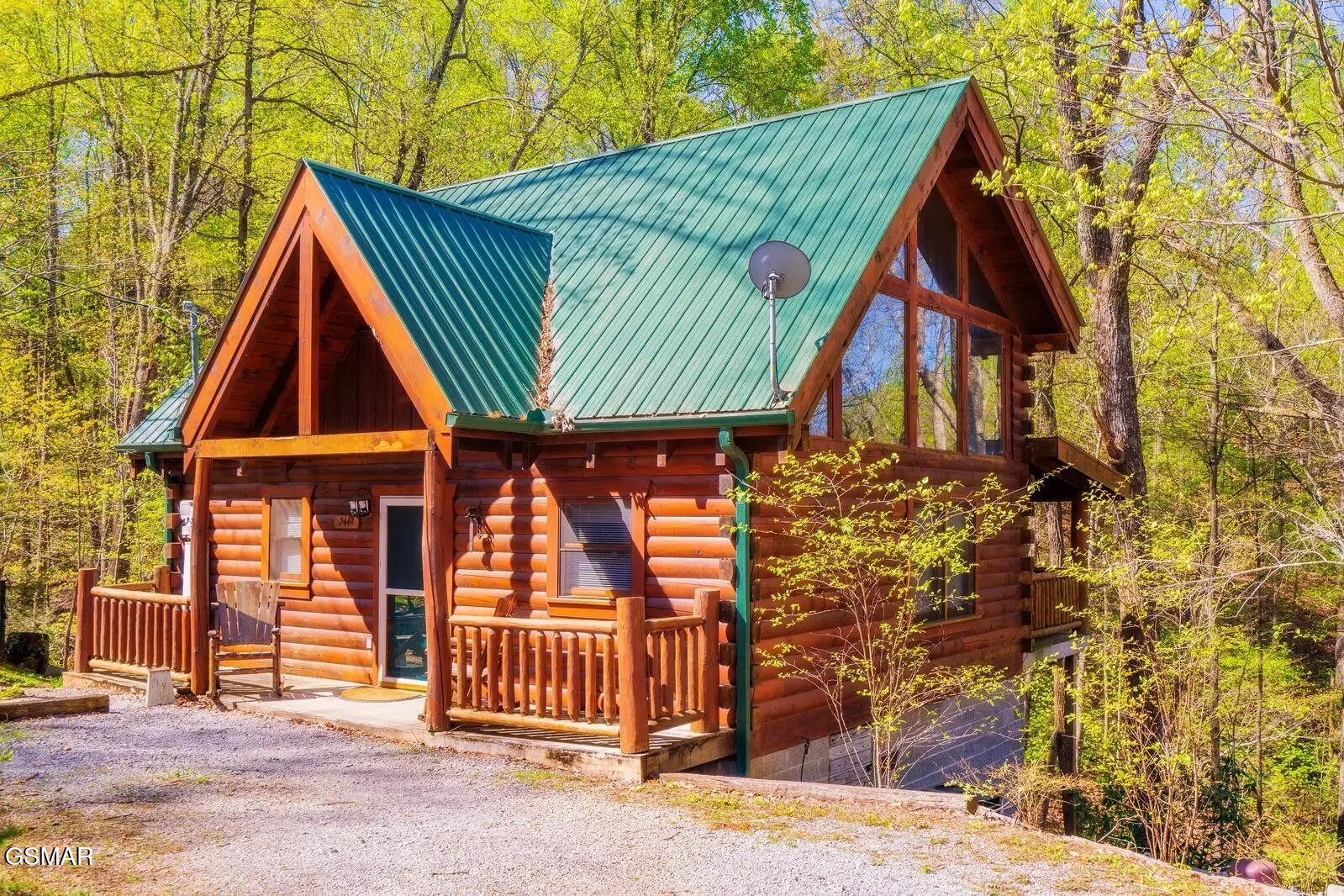 2449 Cedar Pass Sevierville TN 37876