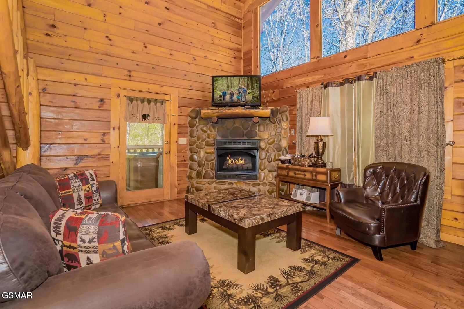 2449 Cedar Pass Sevierville TN 37876