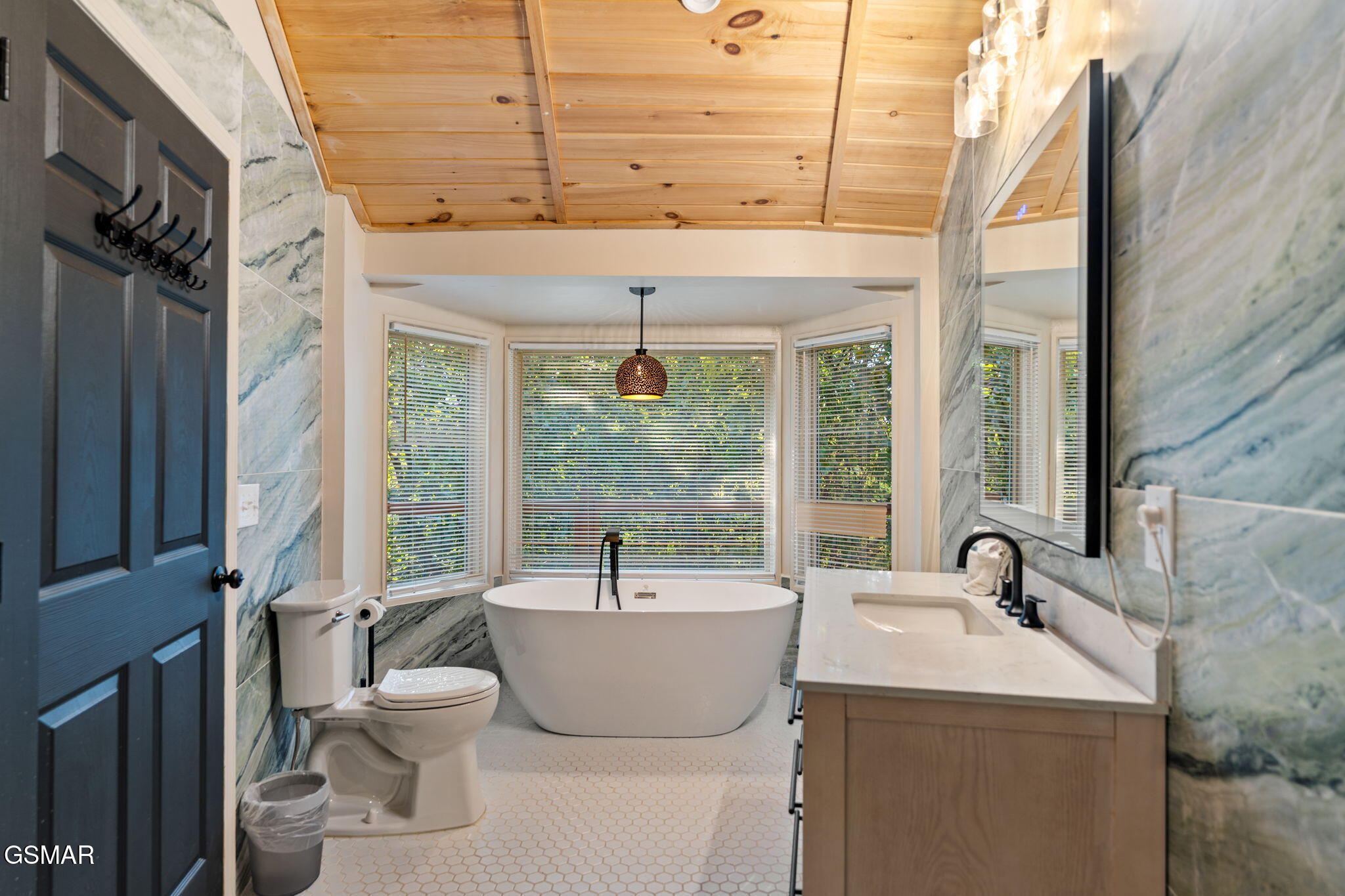 525 Sourdough Hollow Road Kodak TN 37764