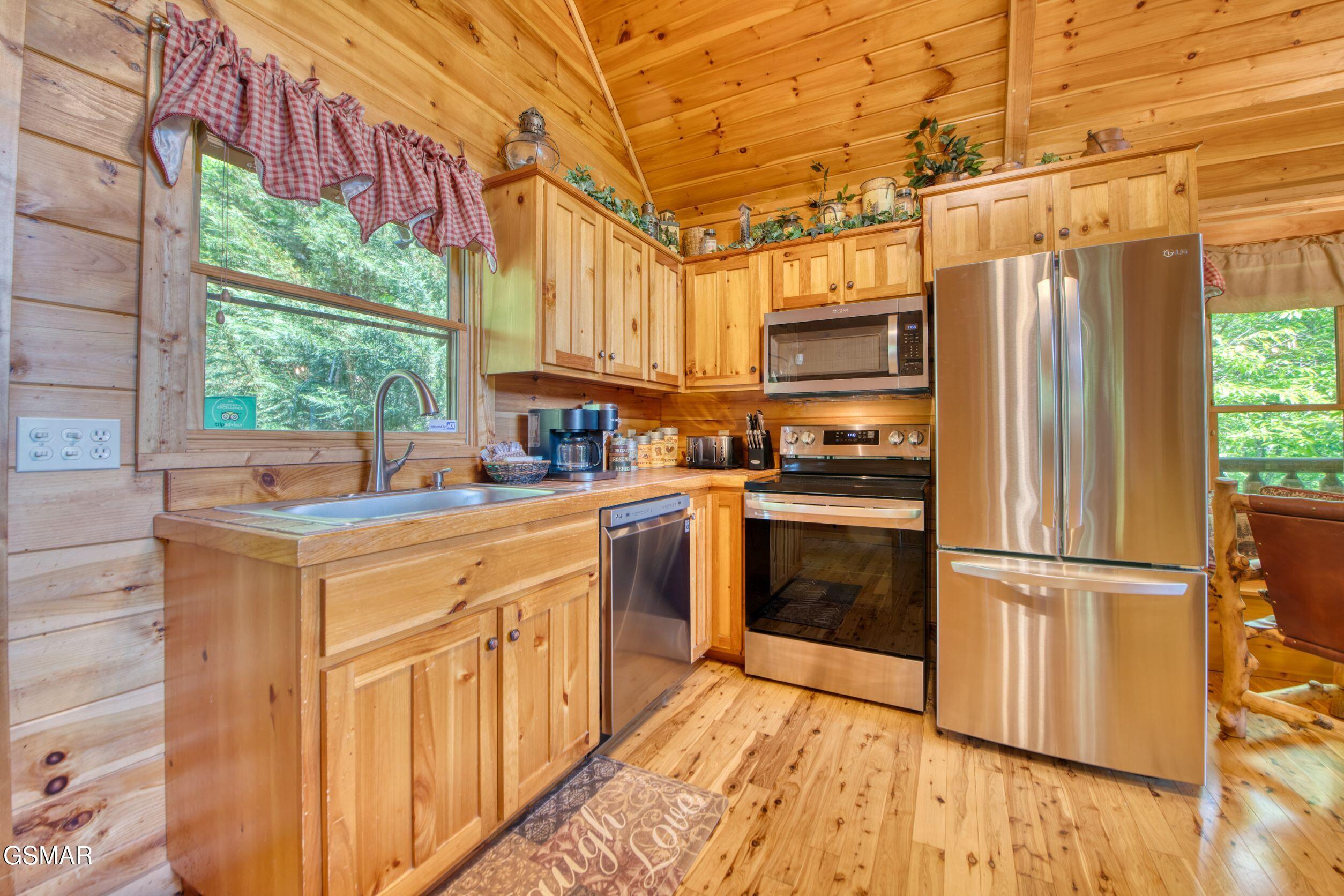 3979 Denton Court Sevierville TN 37862