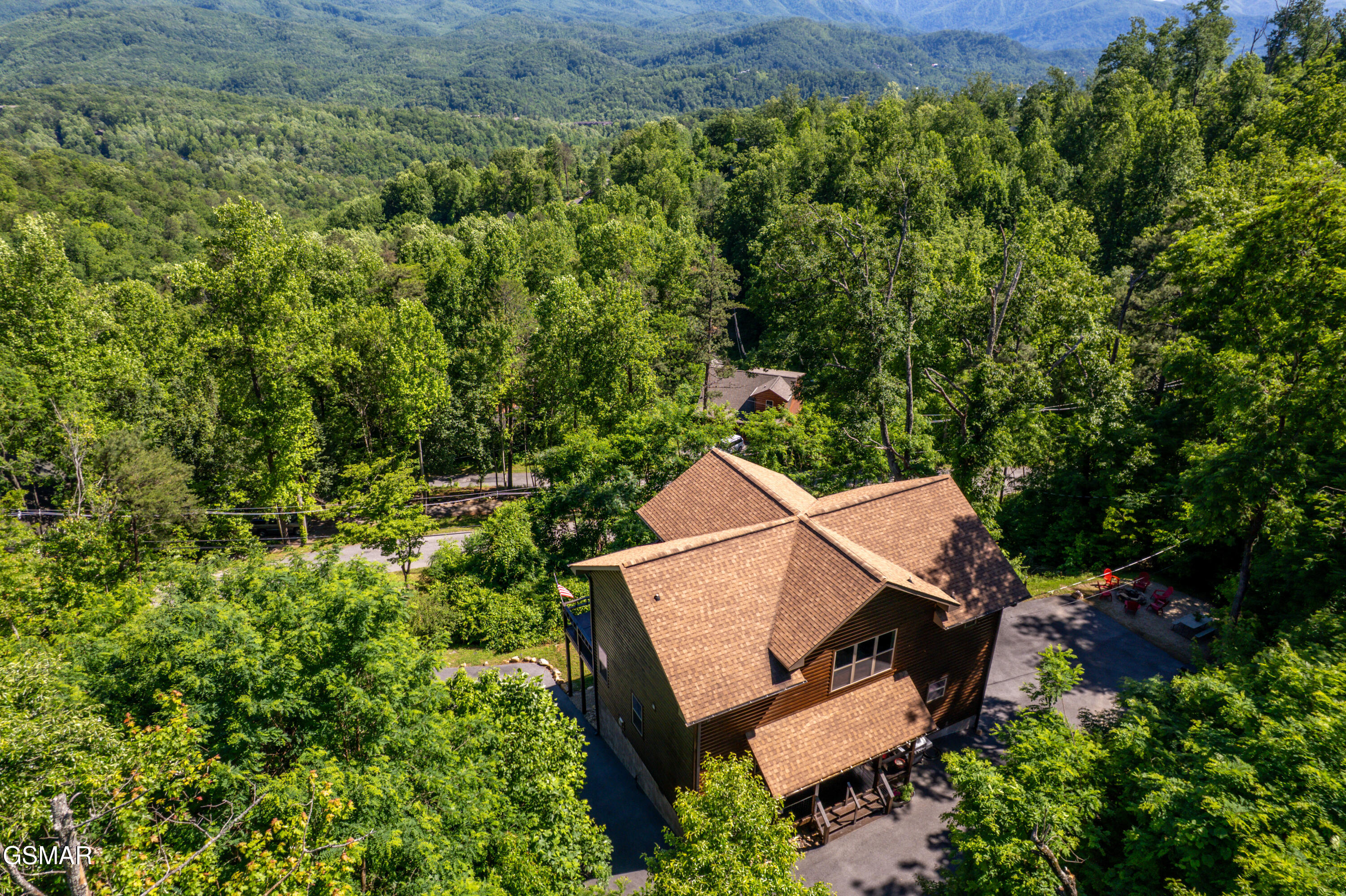933 E Foothills Drive Gatlinburg TN 37738