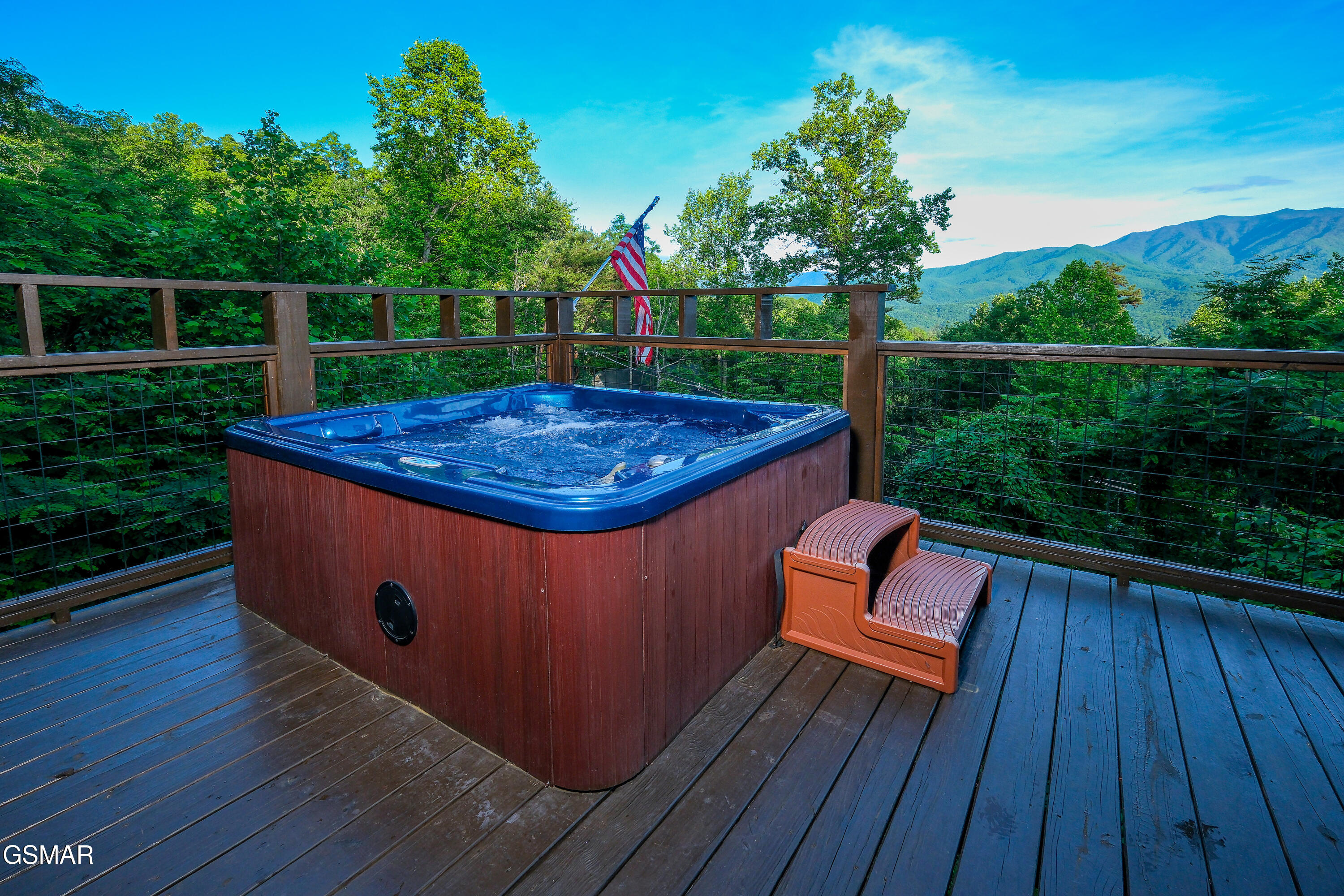 933 E Foothills Drive Gatlinburg TN 37738