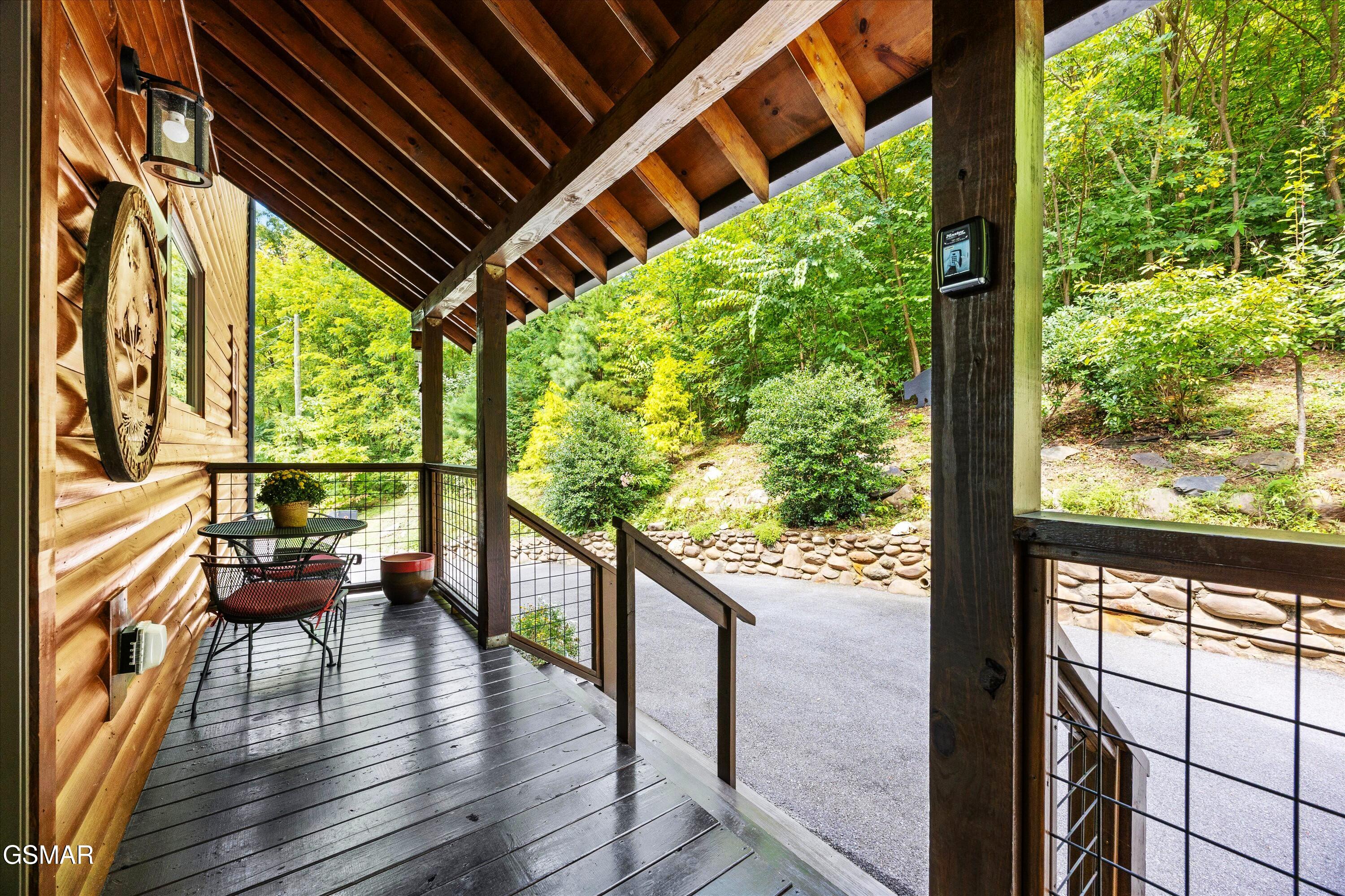 933 E Foothills Drive Gatlinburg TN 37738