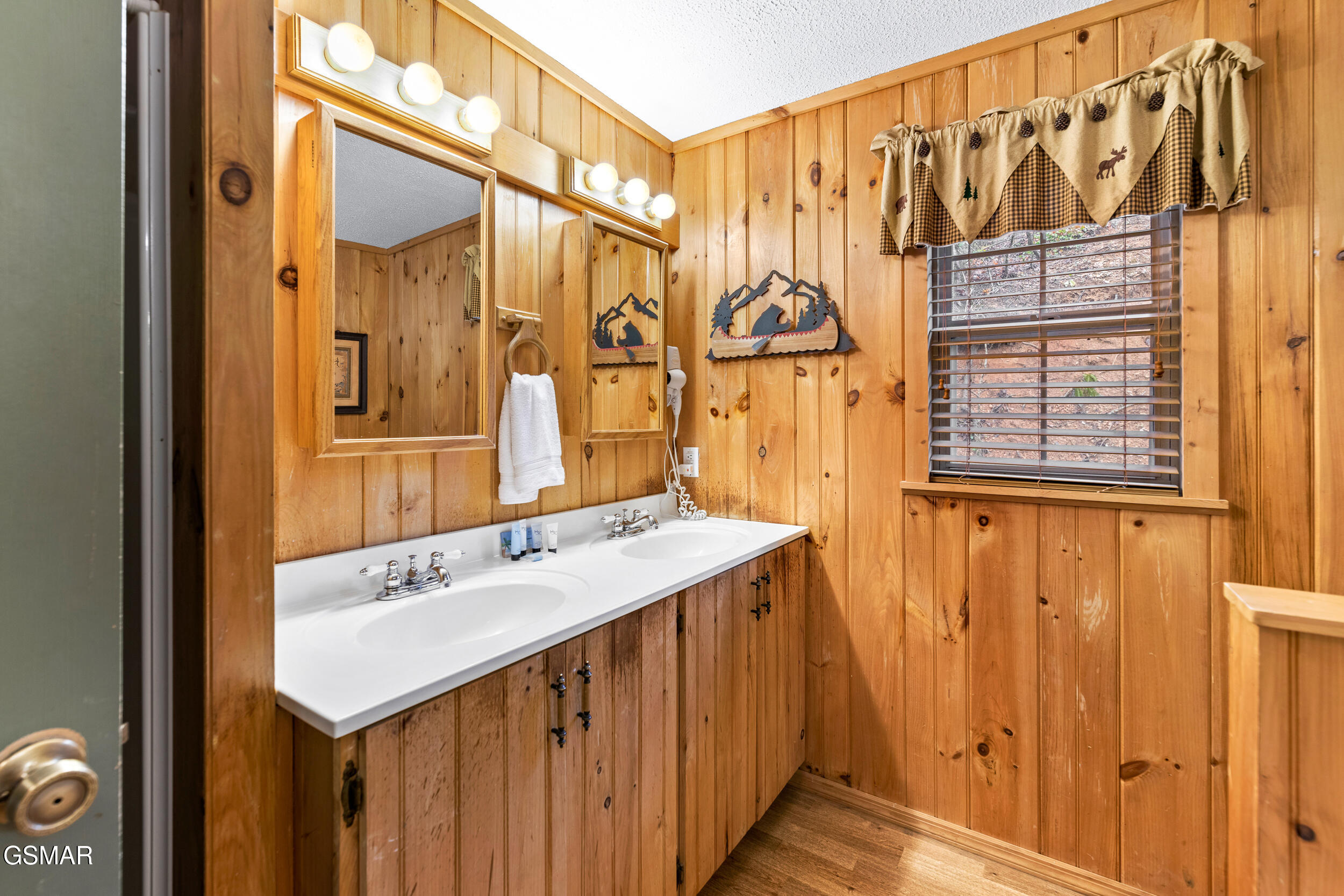 209 Teaberry Lane Gatlinburg TN 37738