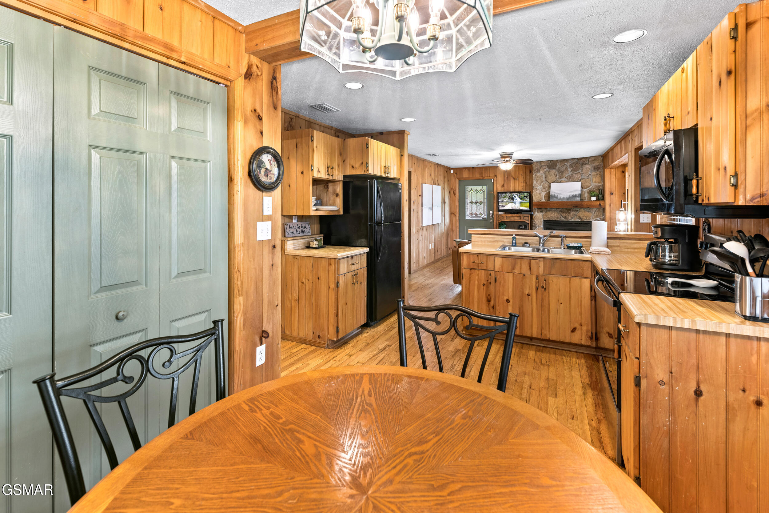209 Teaberry Lane Gatlinburg TN 37738