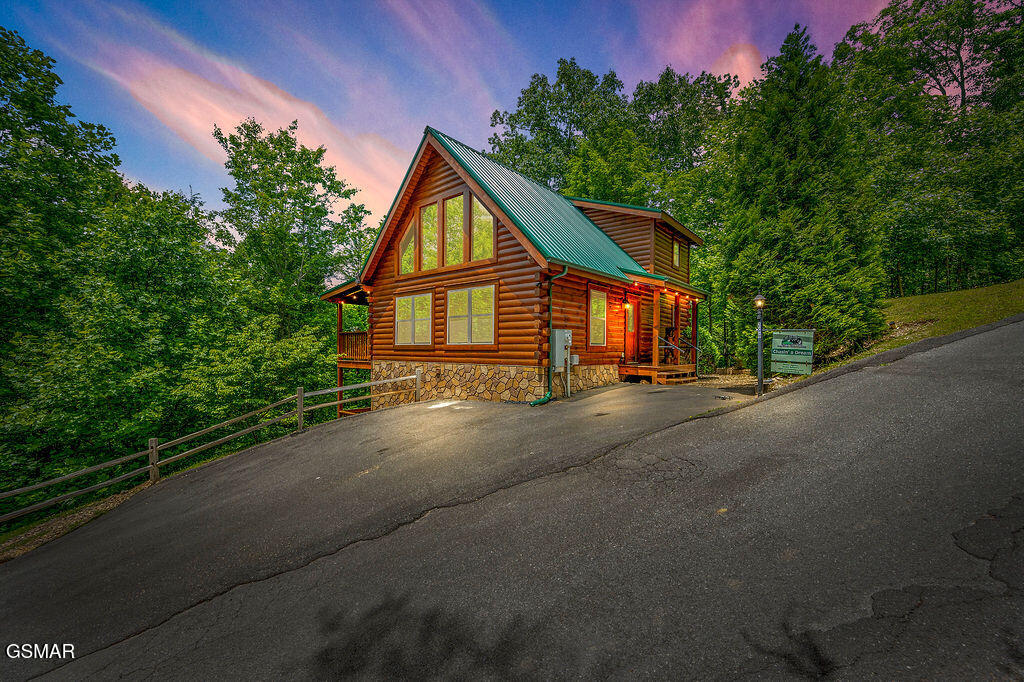 766 High Mountain Way Gatlinburg TN 37738