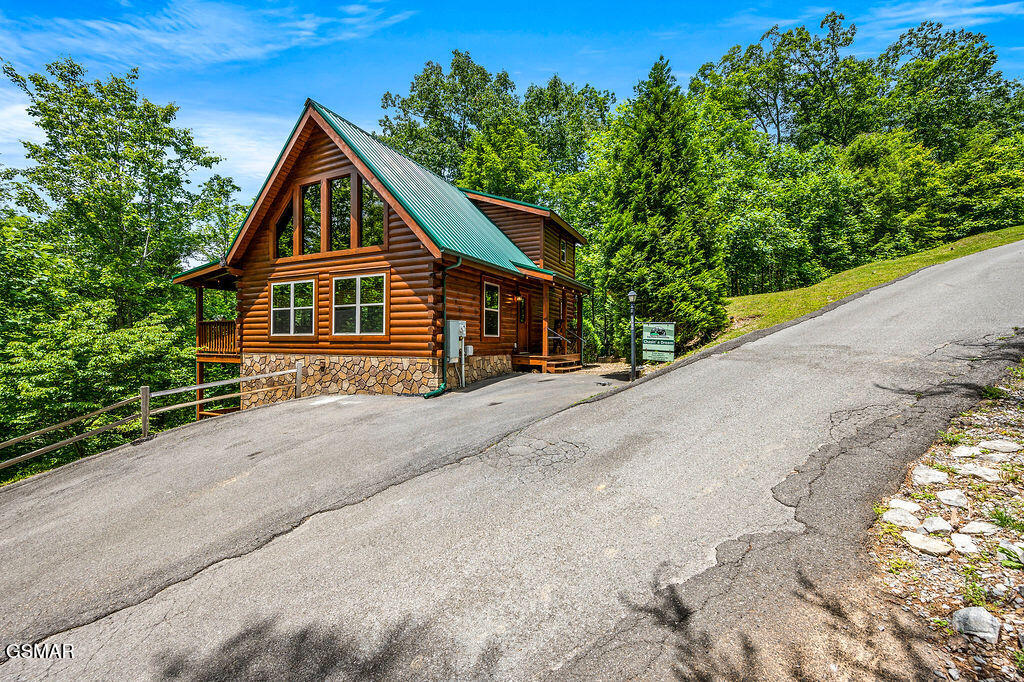 766 High Mountain Way Gatlinburg TN 37738