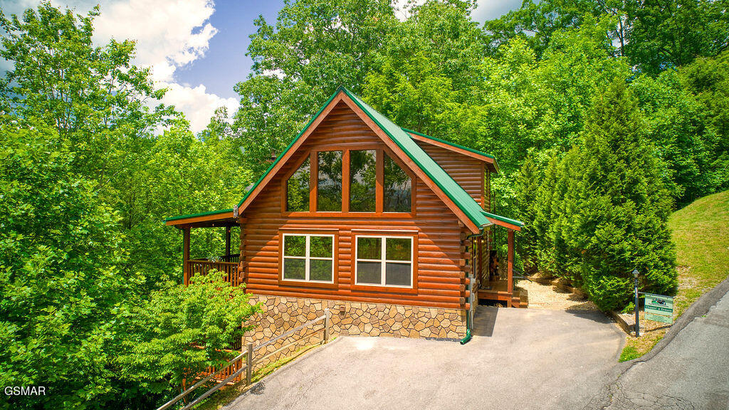 766 High Mountain Way Gatlinburg TN 37738