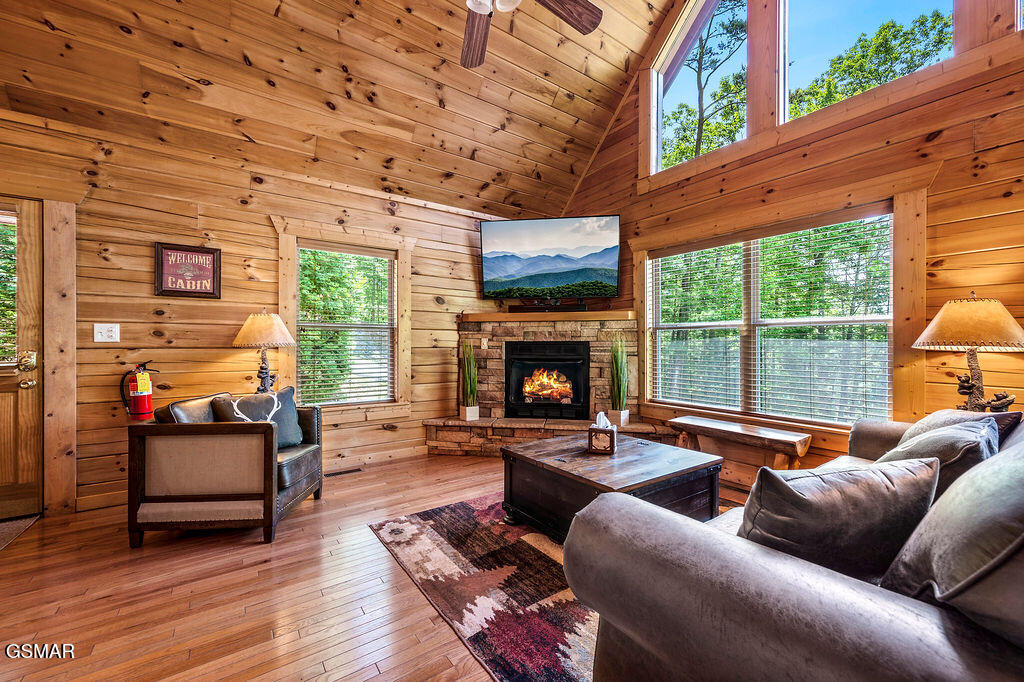 766 High Mountain Way Gatlinburg TN 37738