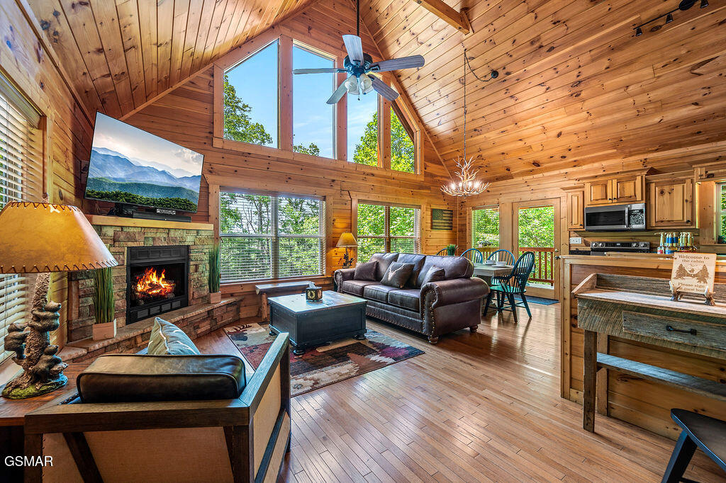 766 High Mountain Way Gatlinburg TN 37738