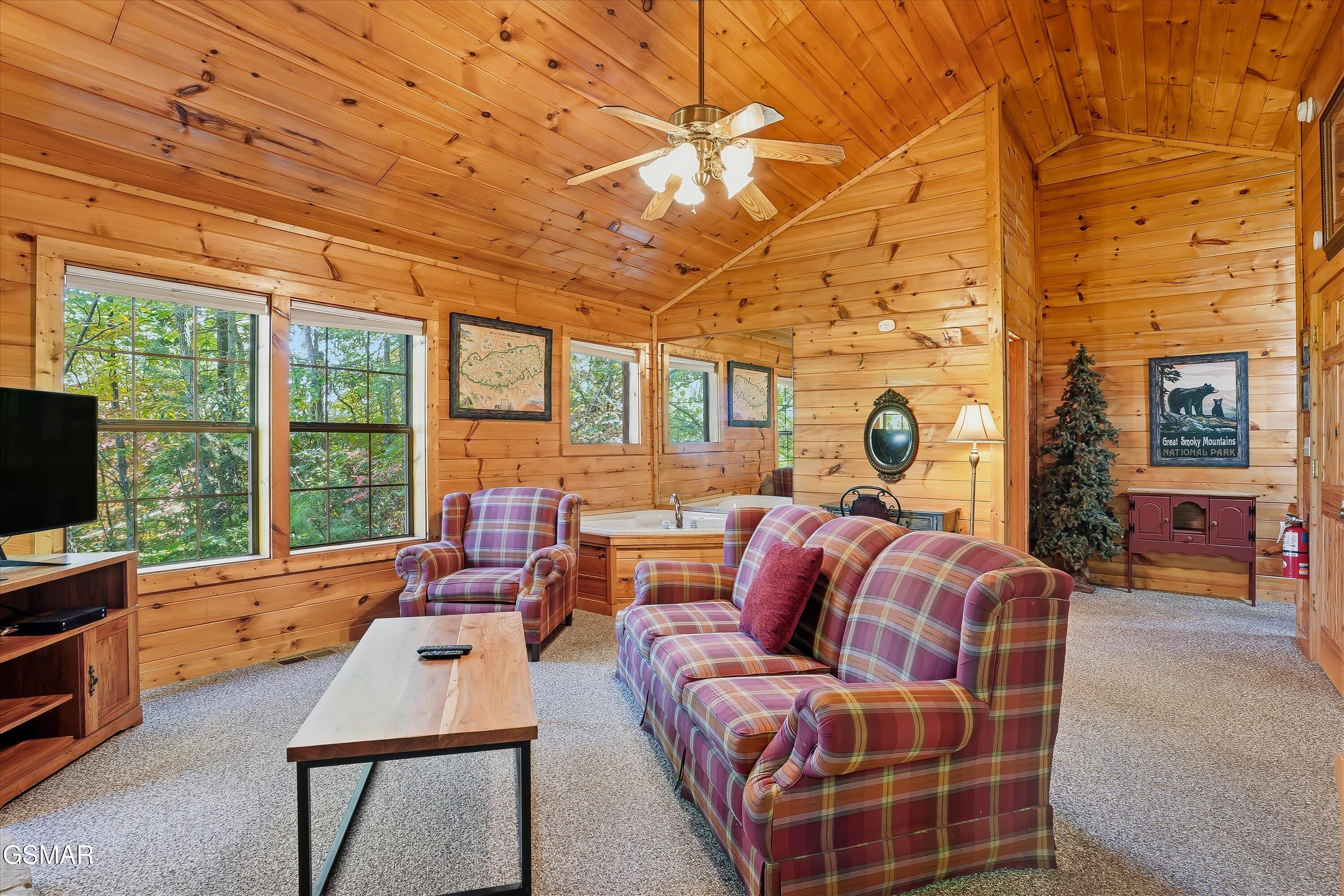 2061 Luzerne Drive Gatlinburg TN 37738