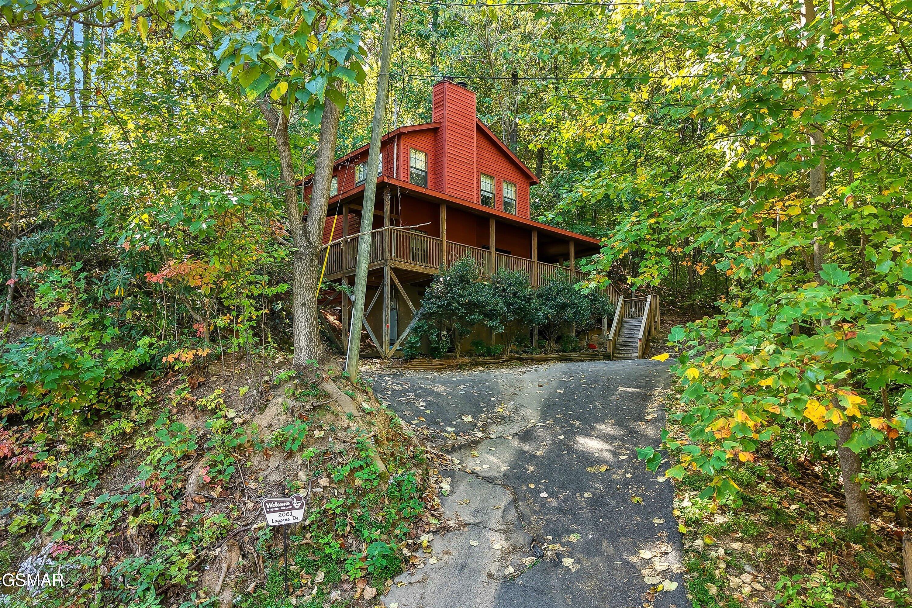 2061 Luzerne Drive Gatlinburg TN 37738