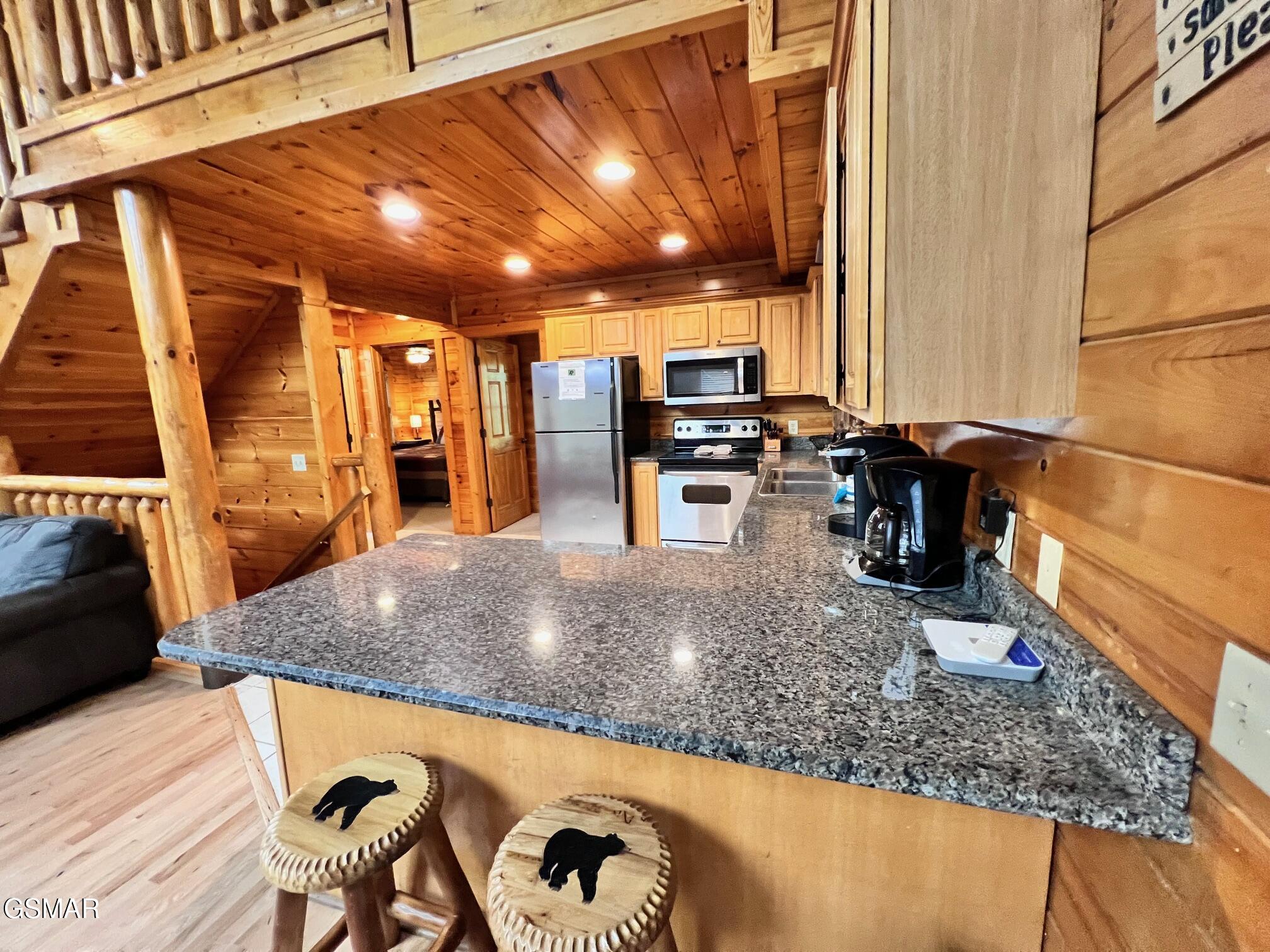 1726 Summit View Way Pigeon Forge TN 37862