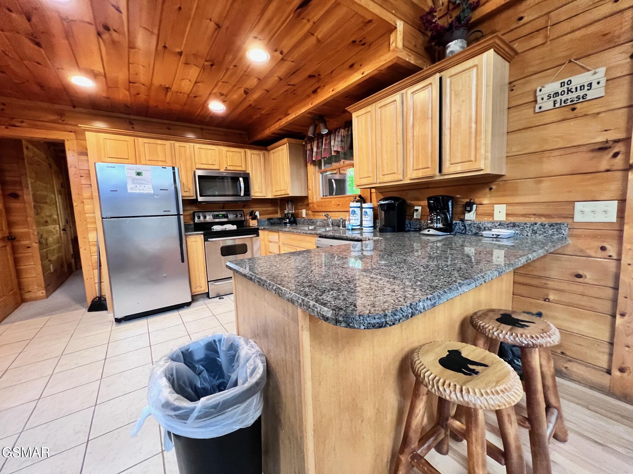 1726 Summit View Way Pigeon Forge TN 37862
