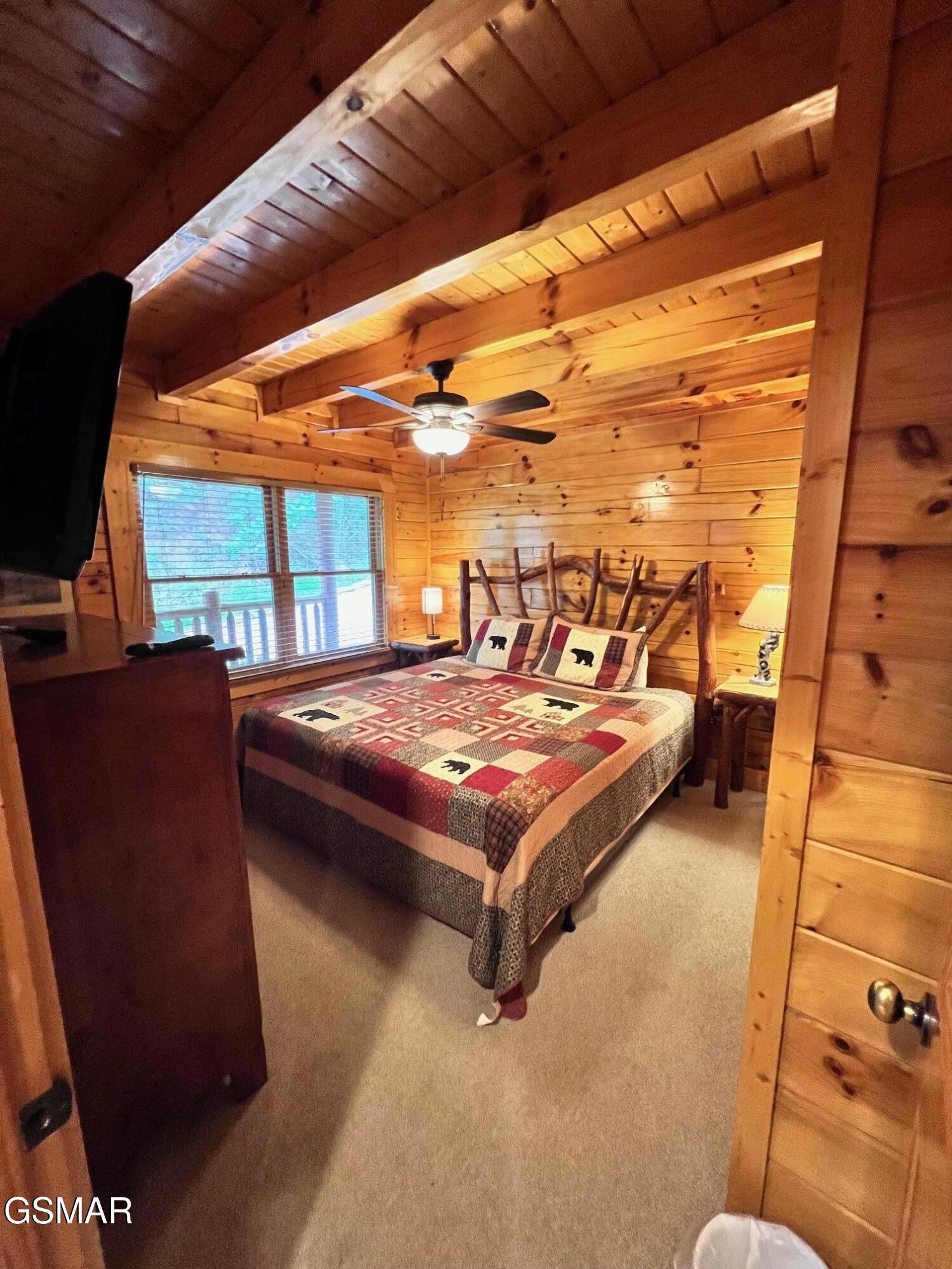 1726 Summit View Way Pigeon Forge TN 37862