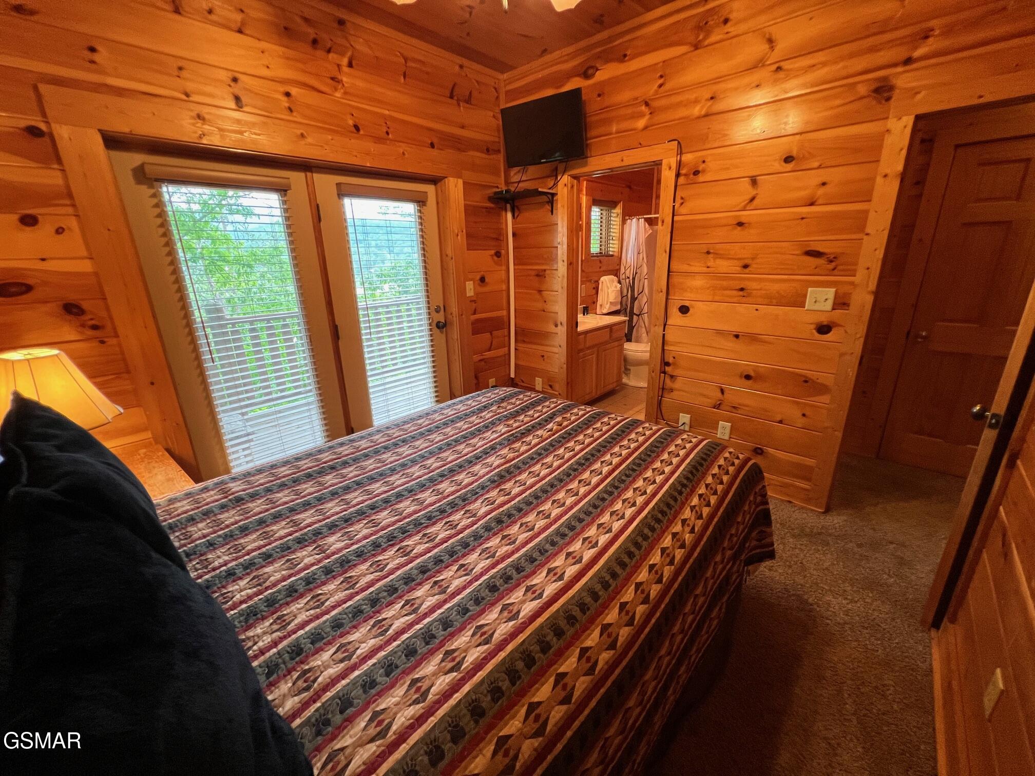 1726 Summit View Way Pigeon Forge TN 37862