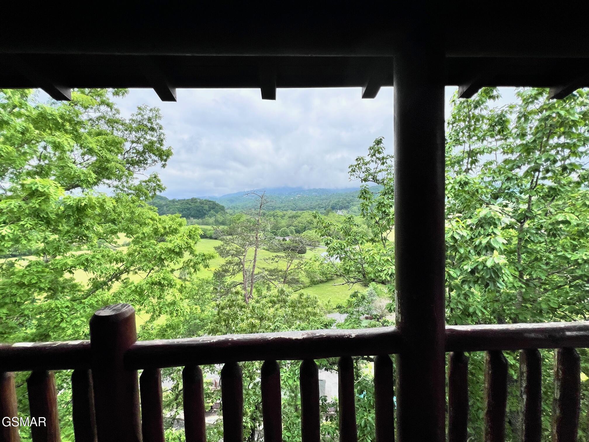 1726 Summit View Way Pigeon Forge TN 37862