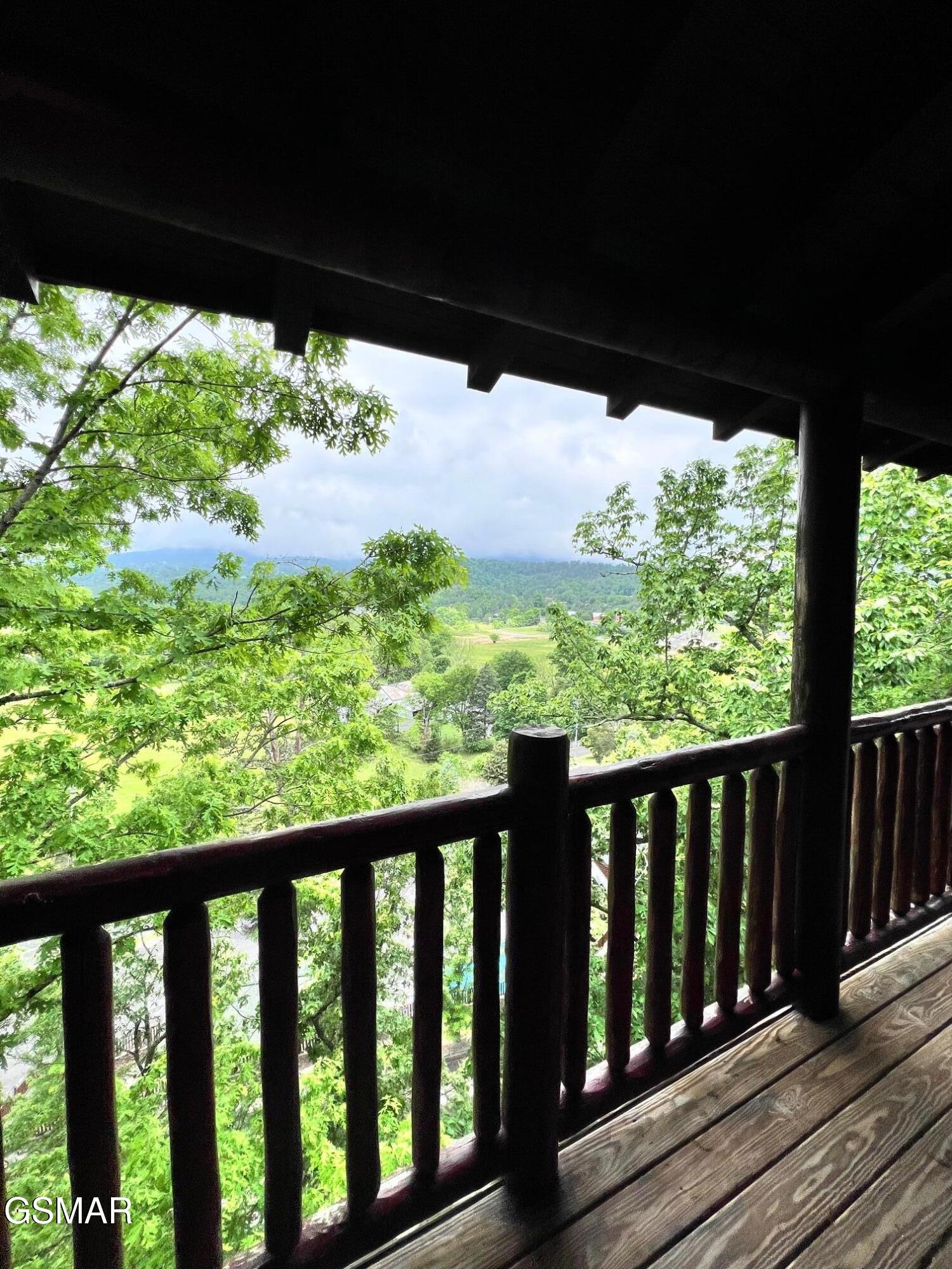 1726 Summit View Way Pigeon Forge TN 37862