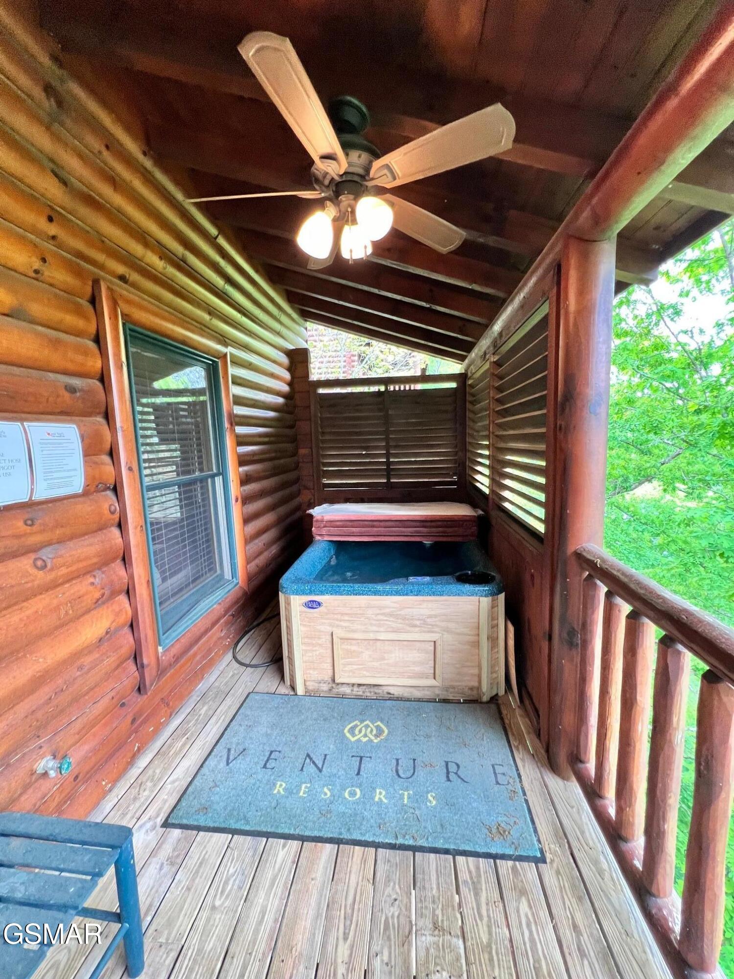 1726 Summit View Way Pigeon Forge TN 37862