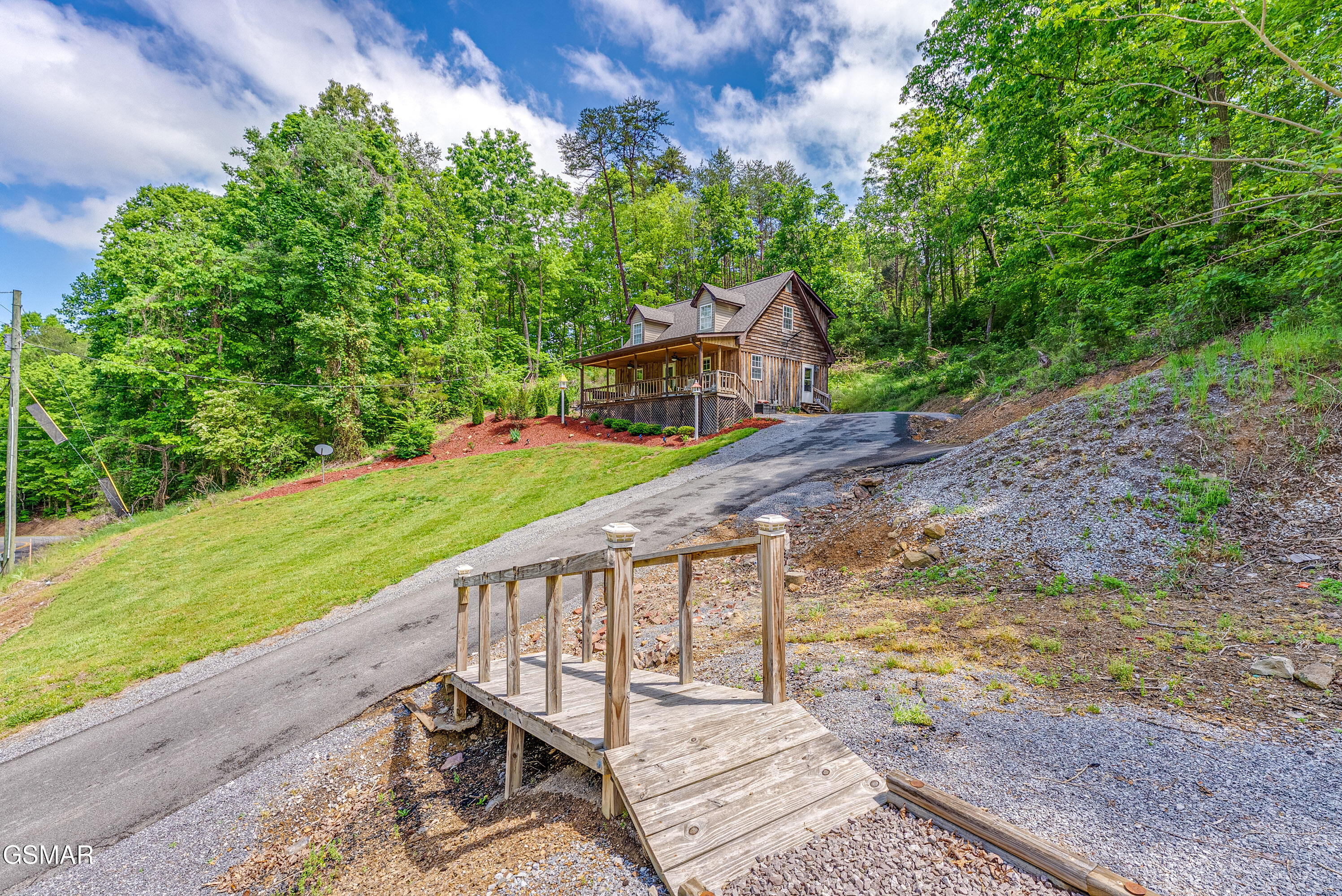 2881 Maples Branch Road Sevierville TN 37876