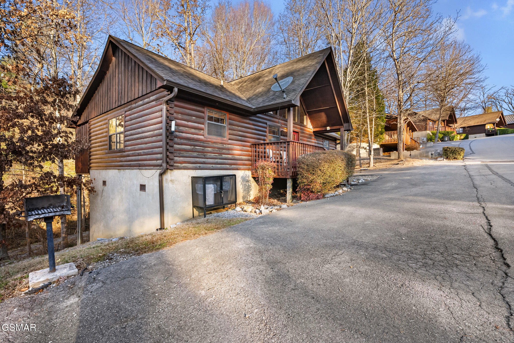 1509 Bears Den Way Sevierville TN 37862