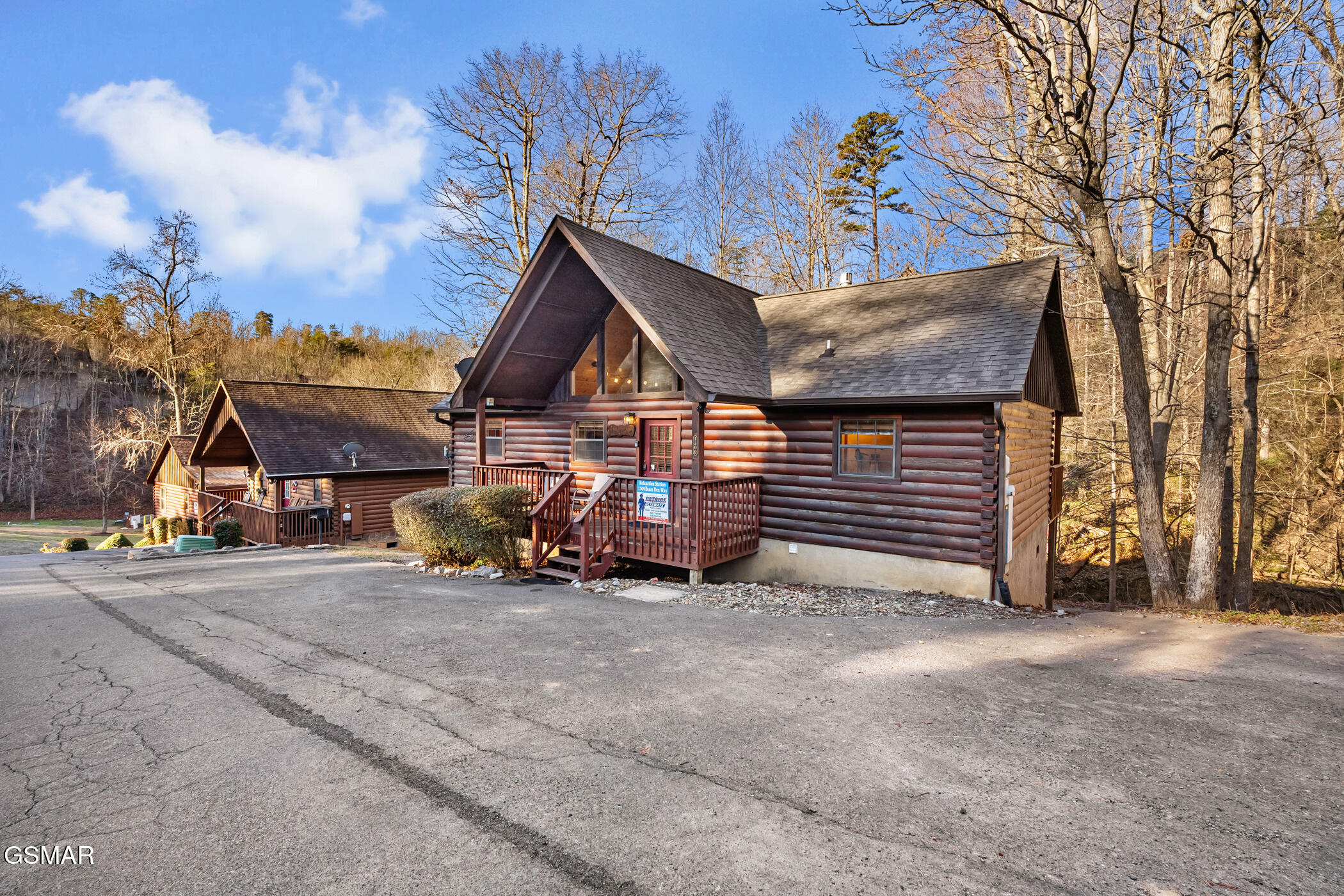 1509 Bears Den Way Sevierville TN 37862