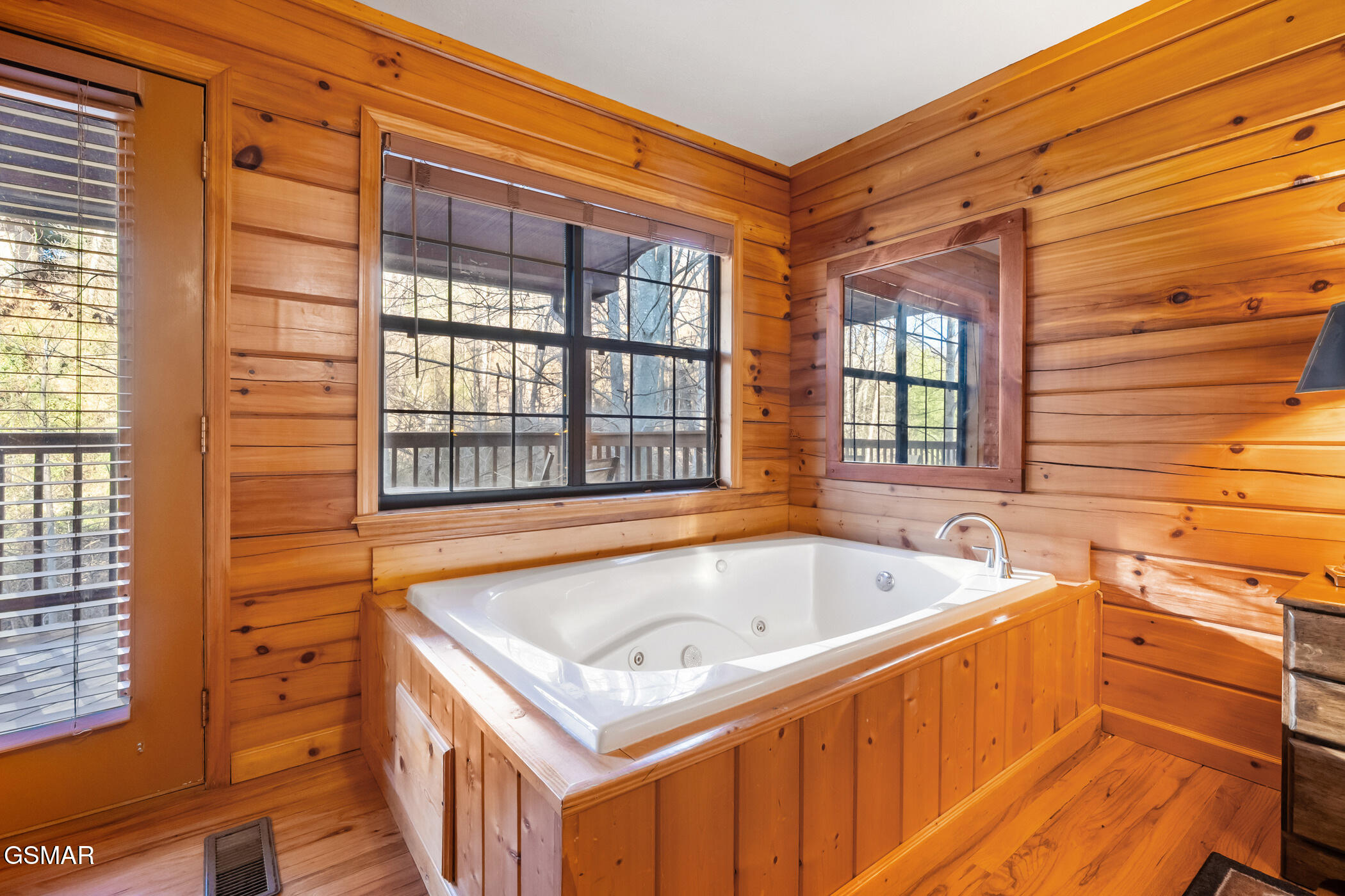 1509 Bears Den Way Sevierville TN 37862