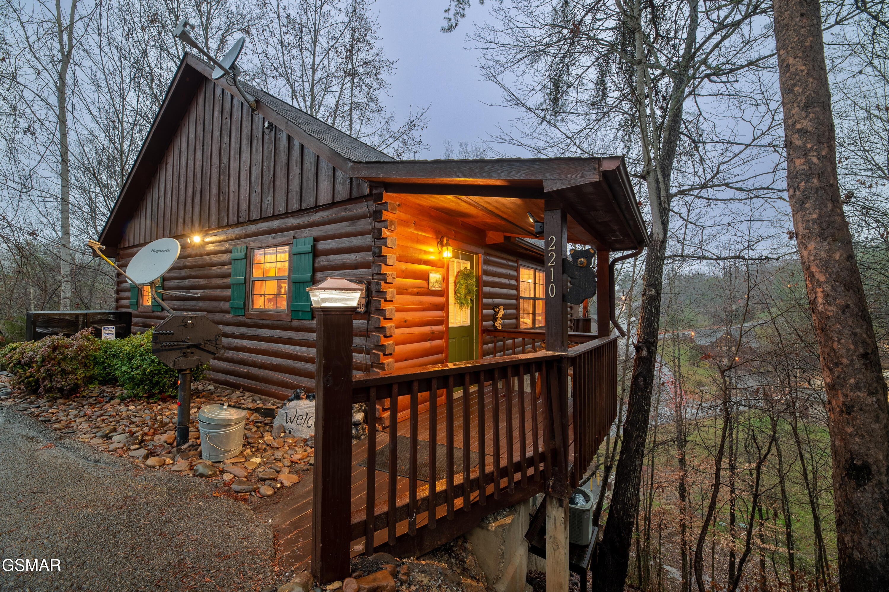 2210 Hawks Point Way Sevierville TN 37862