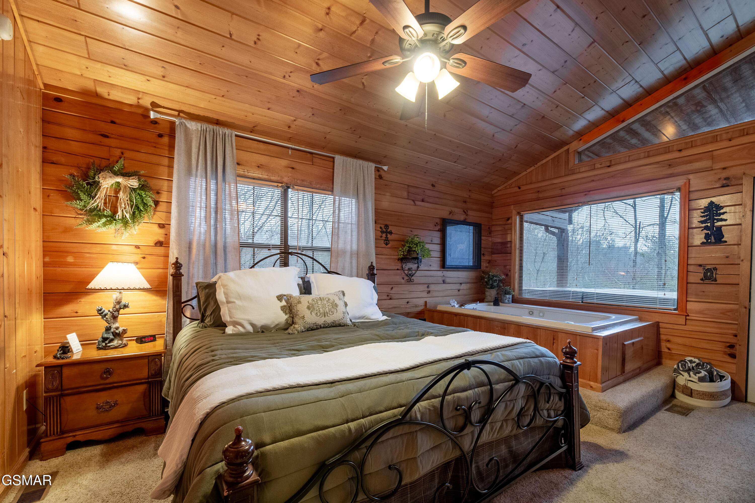 2210 Hawks Point Way Sevierville TN 37862