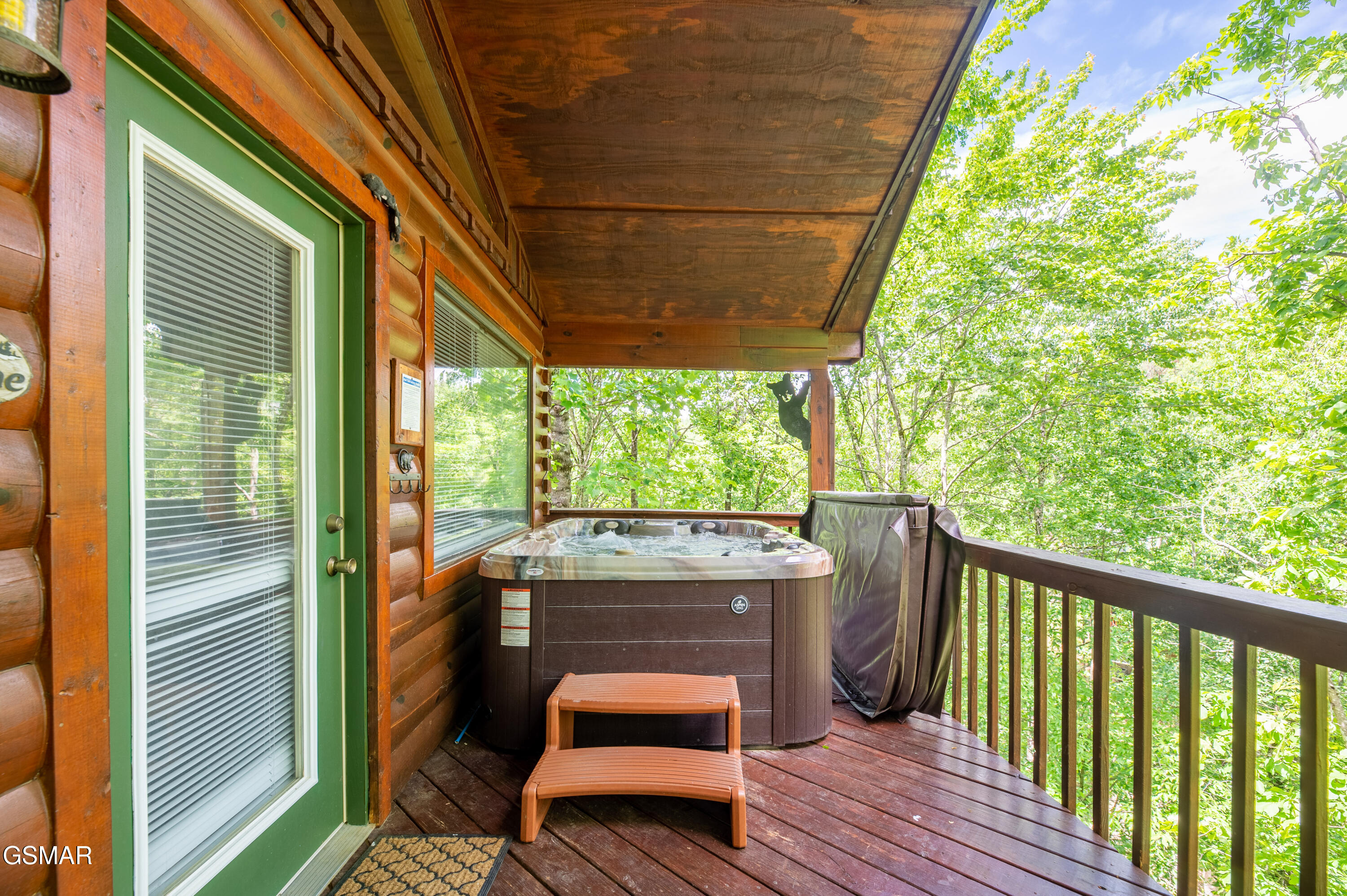 2210 Hawks Point Way Sevierville TN 37862