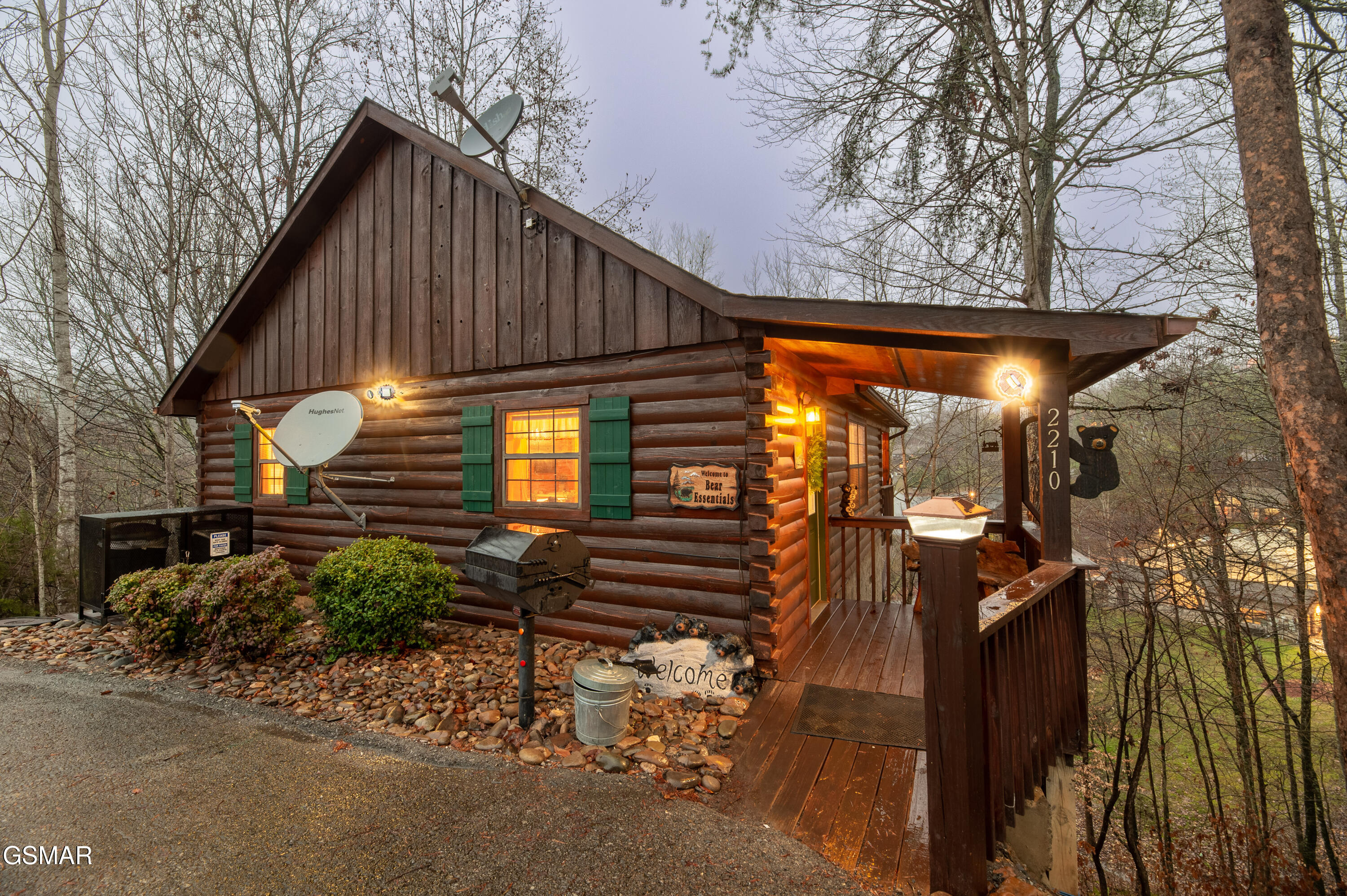 2210 Hawks Point Way Sevierville TN 37862
