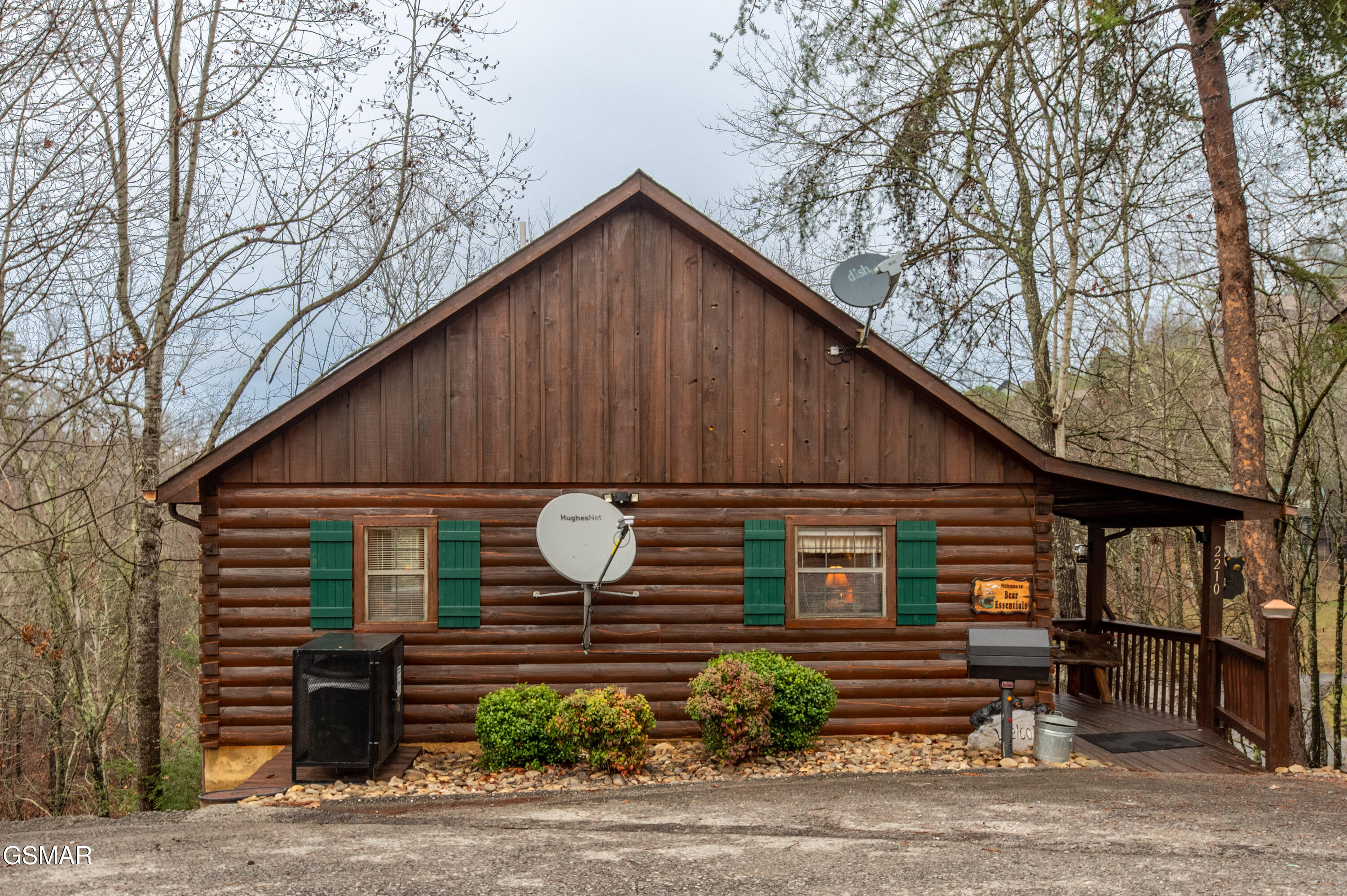 2210 Hawks Point Way Sevierville TN 37862
