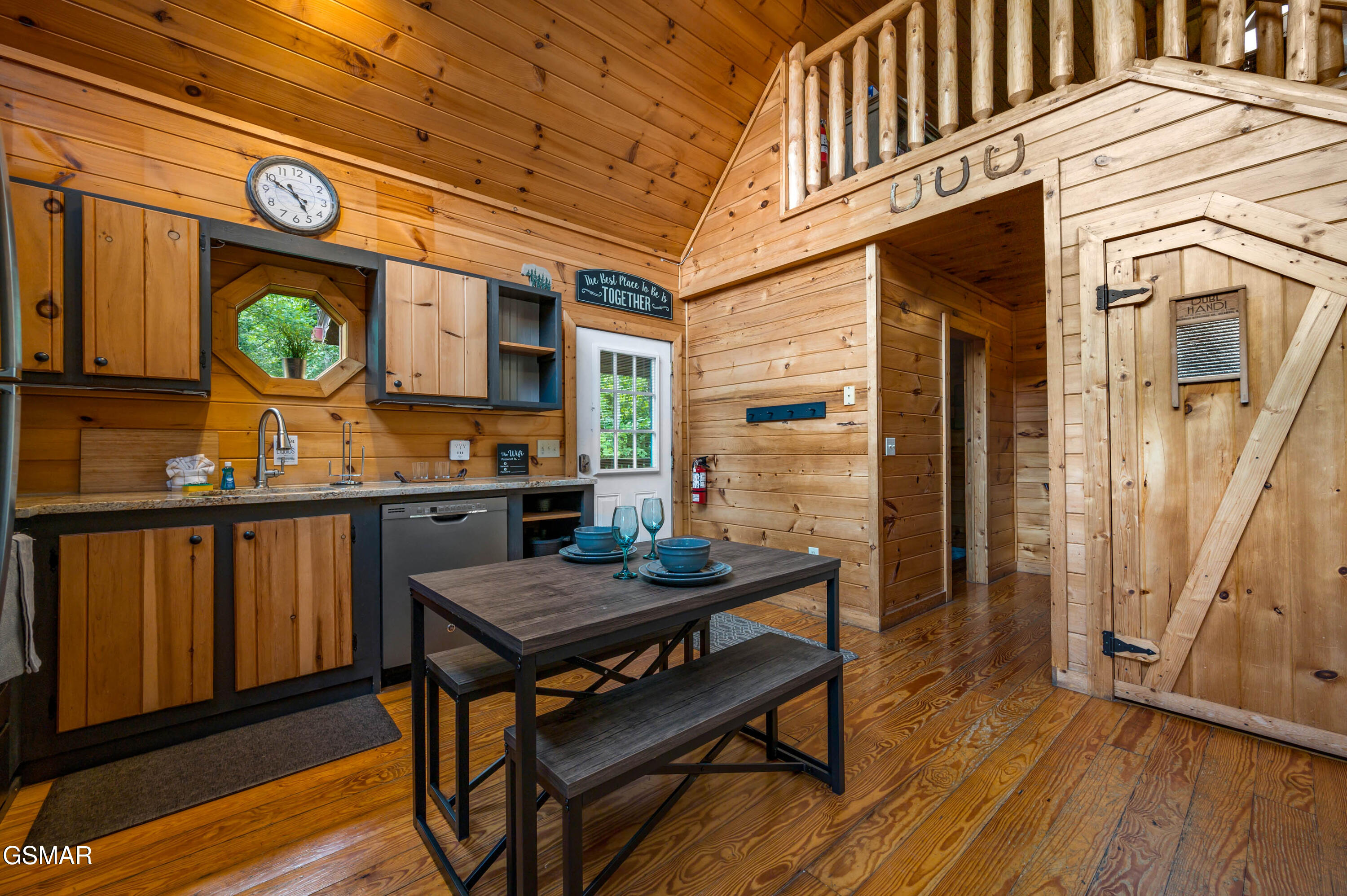 1705 Quail Hollow Way Sevierville TN 37876