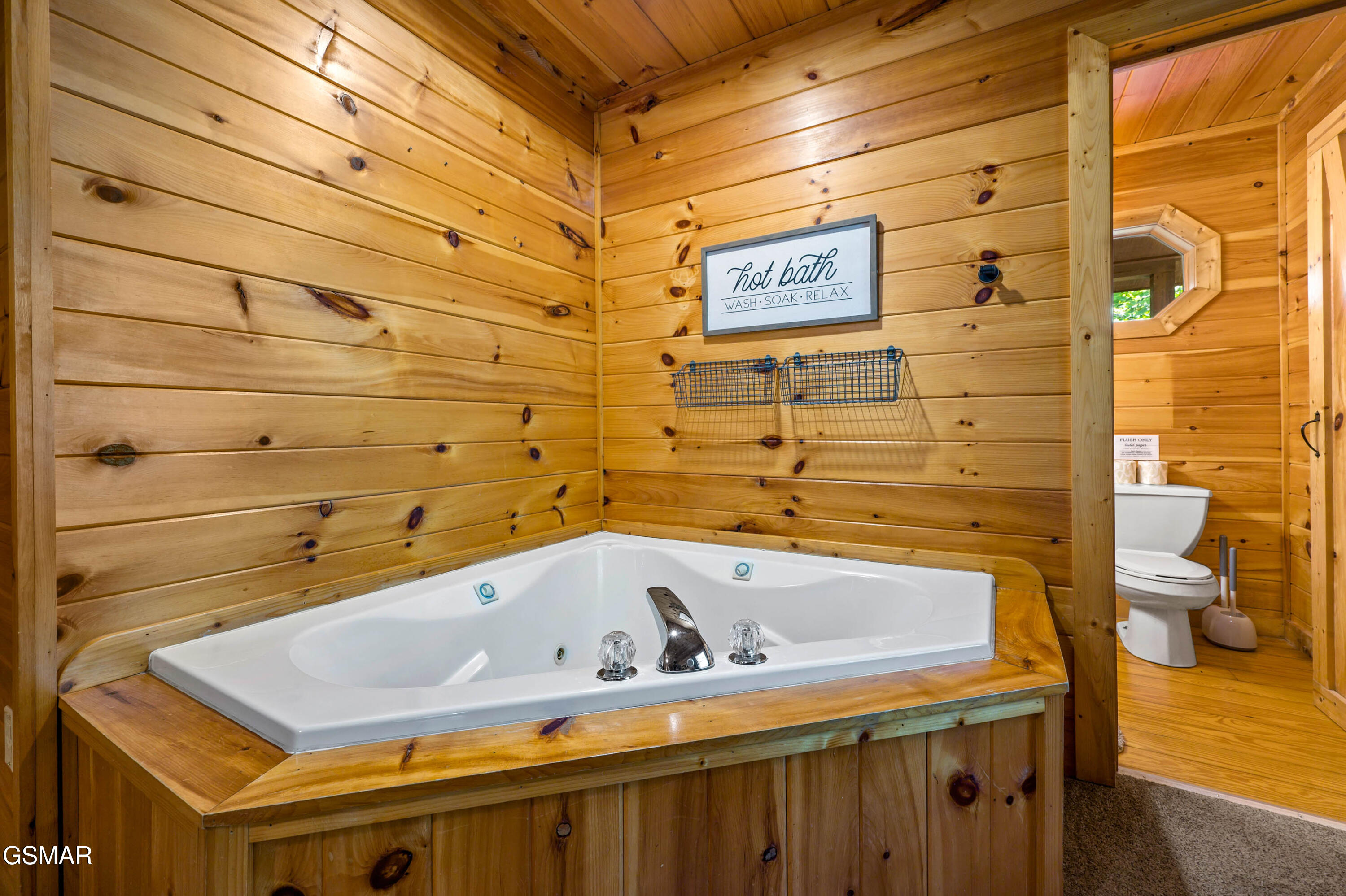 1705 Quail Hollow Way Sevierville TN 37876