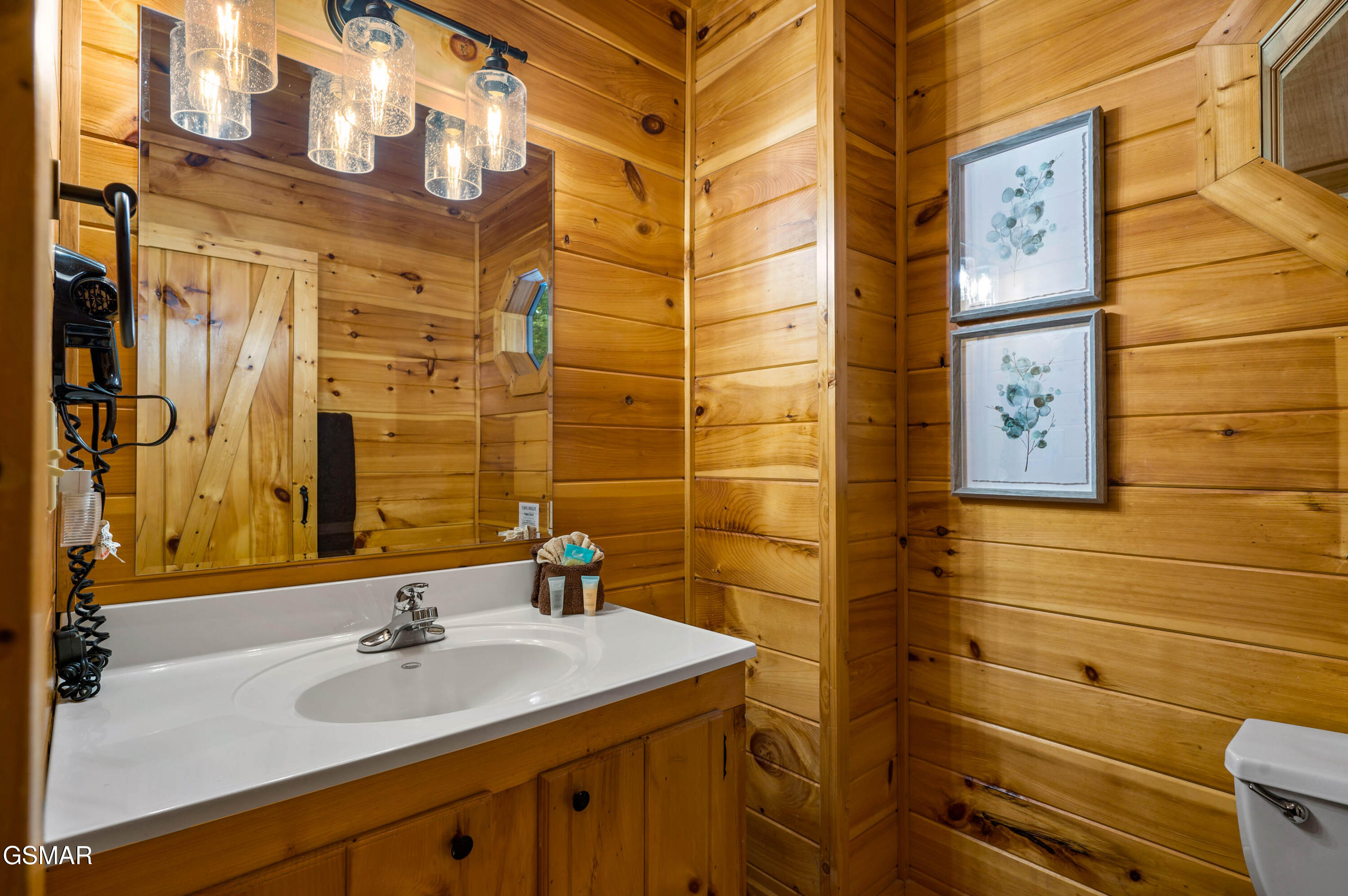 1705 Quail Hollow Way Sevierville TN 37876