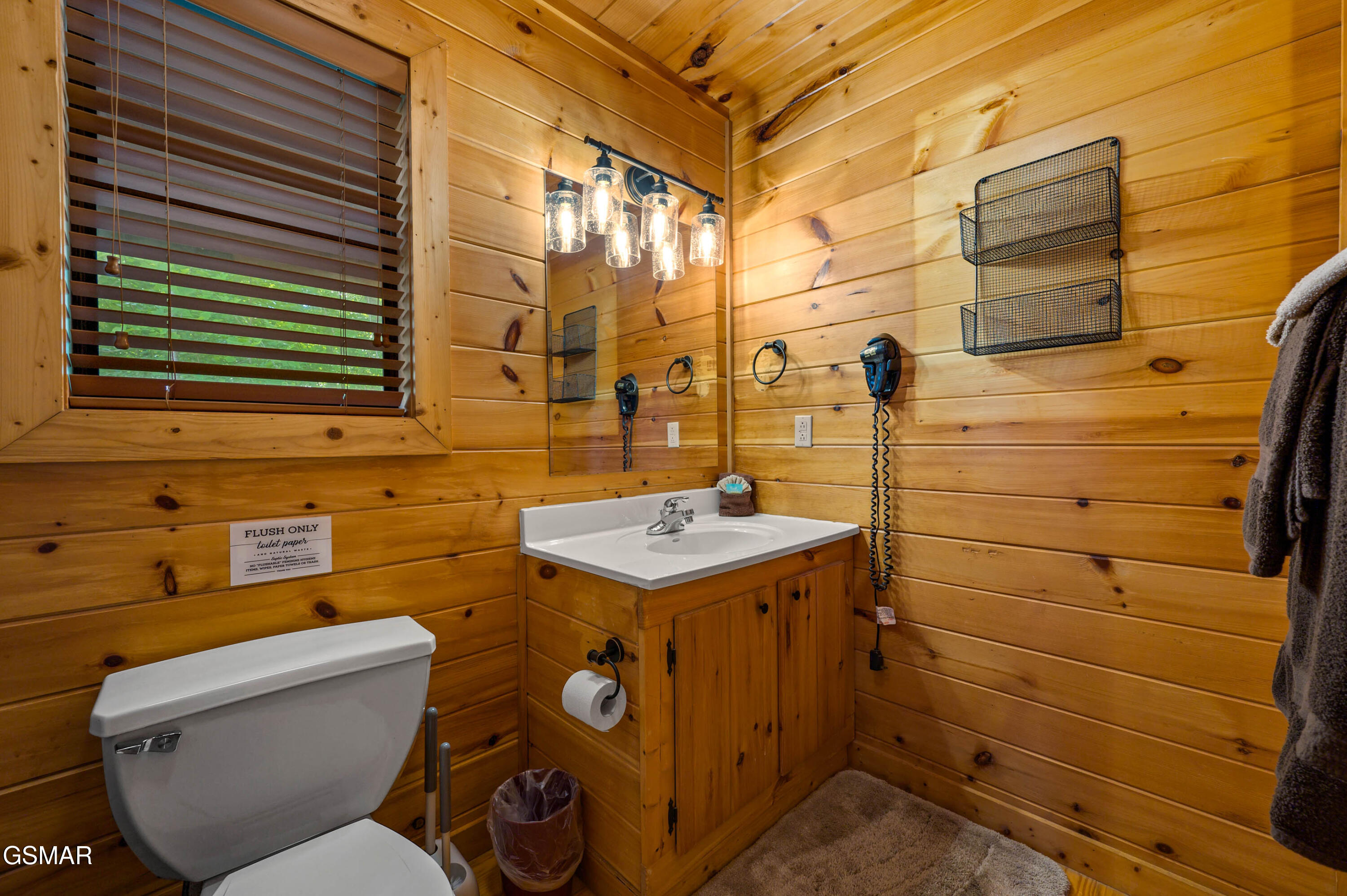 1705 Quail Hollow Way Sevierville TN 37876