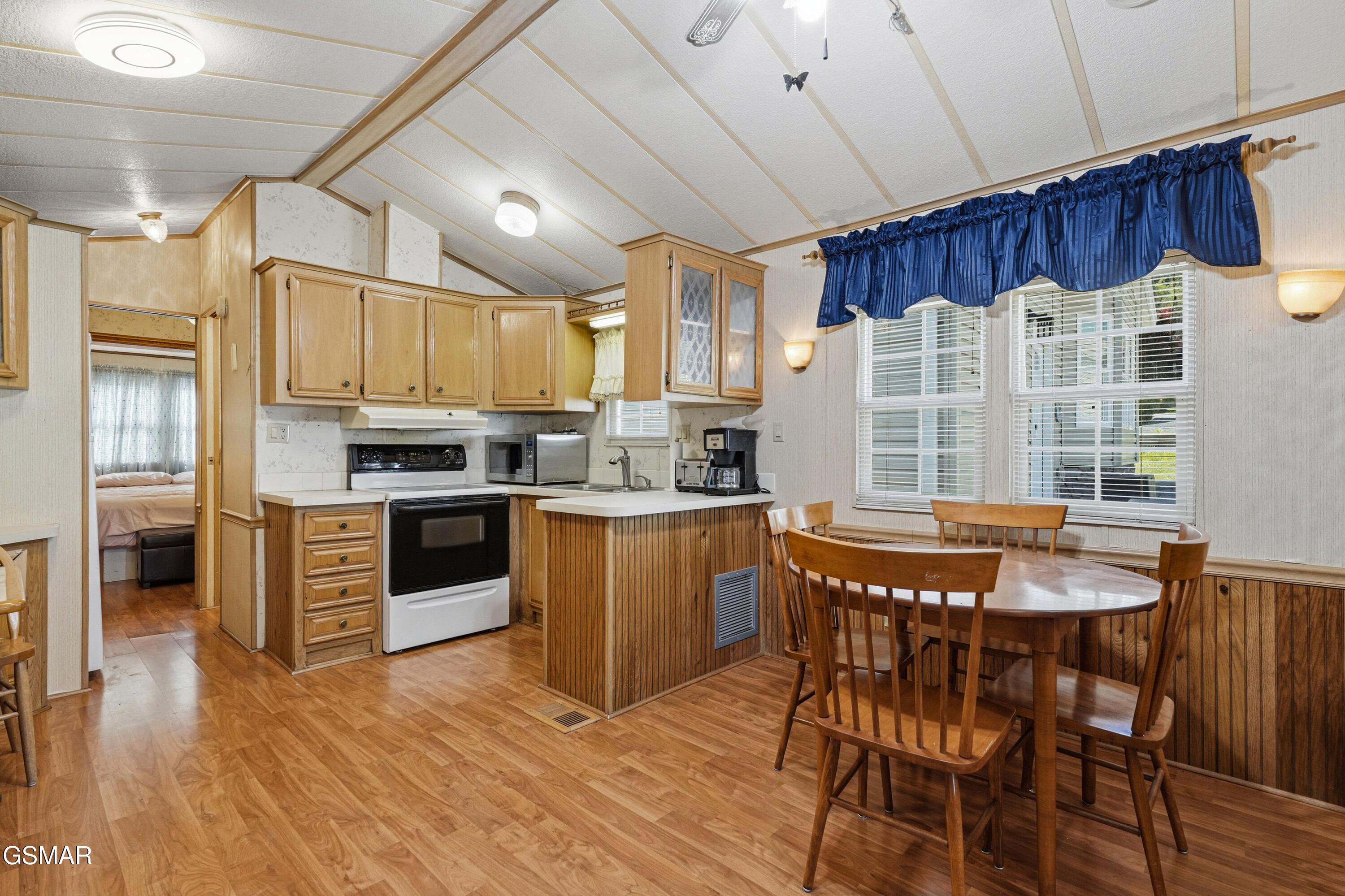 5355 Parkway Cosby TN 37722