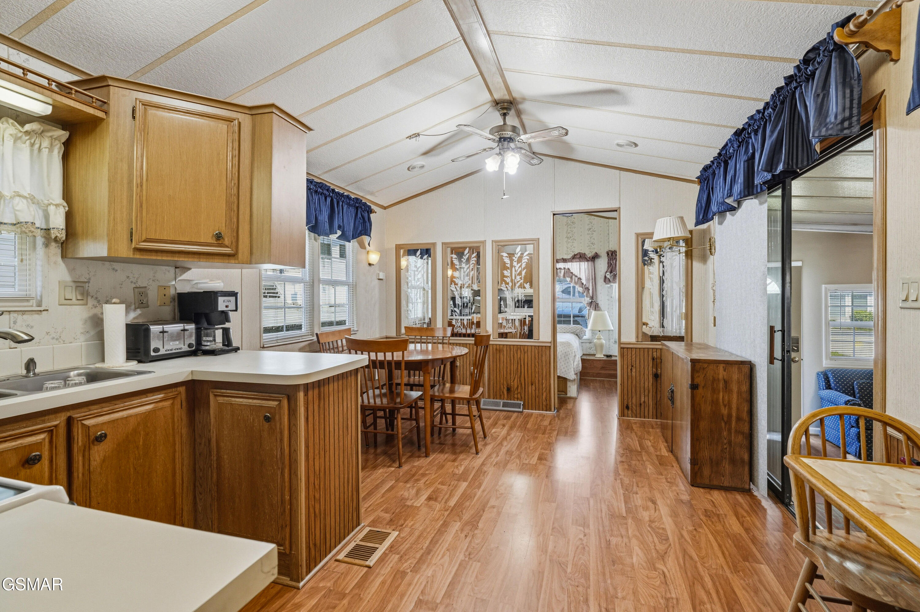 5355 Parkway Cosby TN 37722