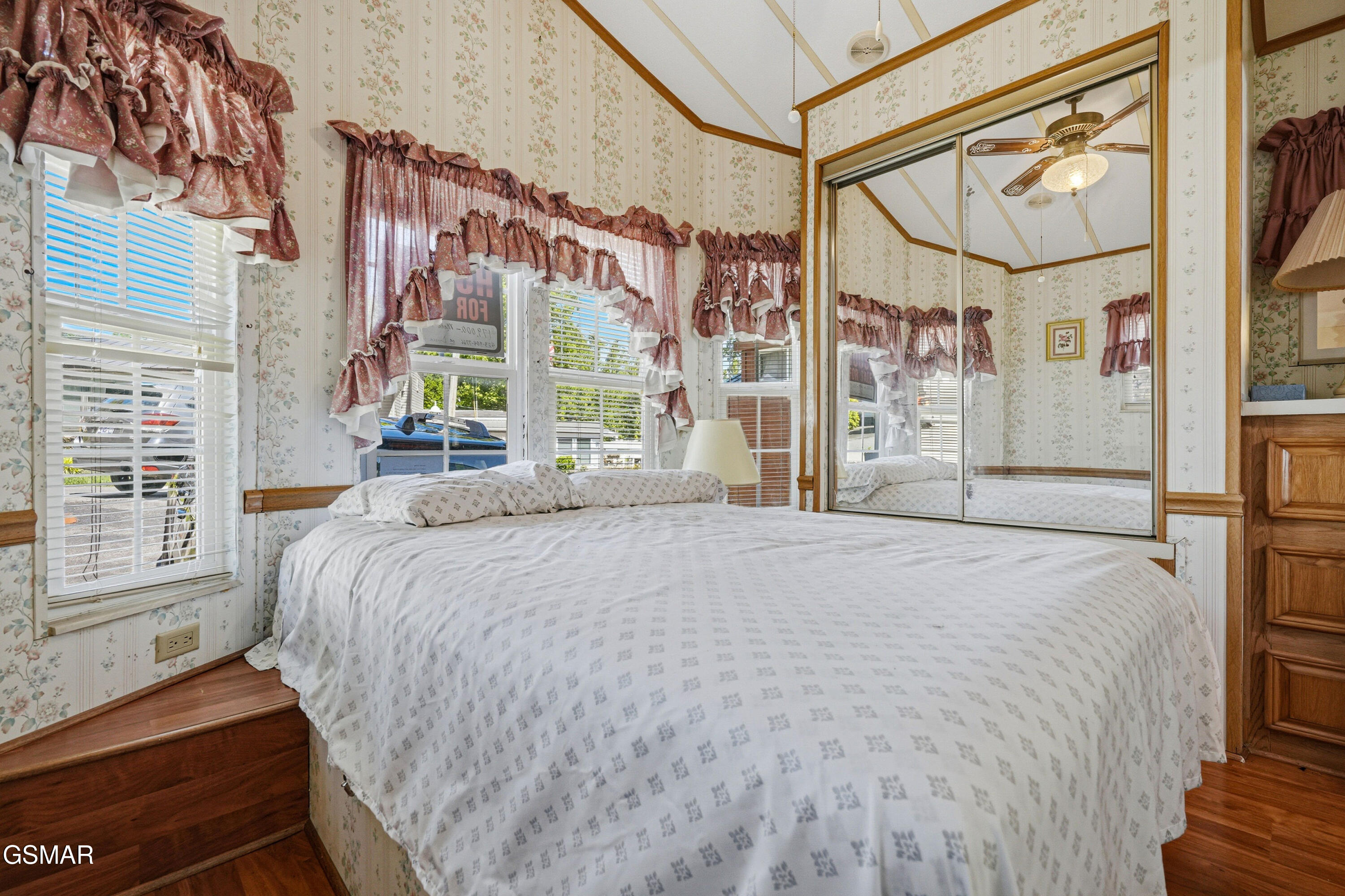 5355 Parkway Cosby TN 37722