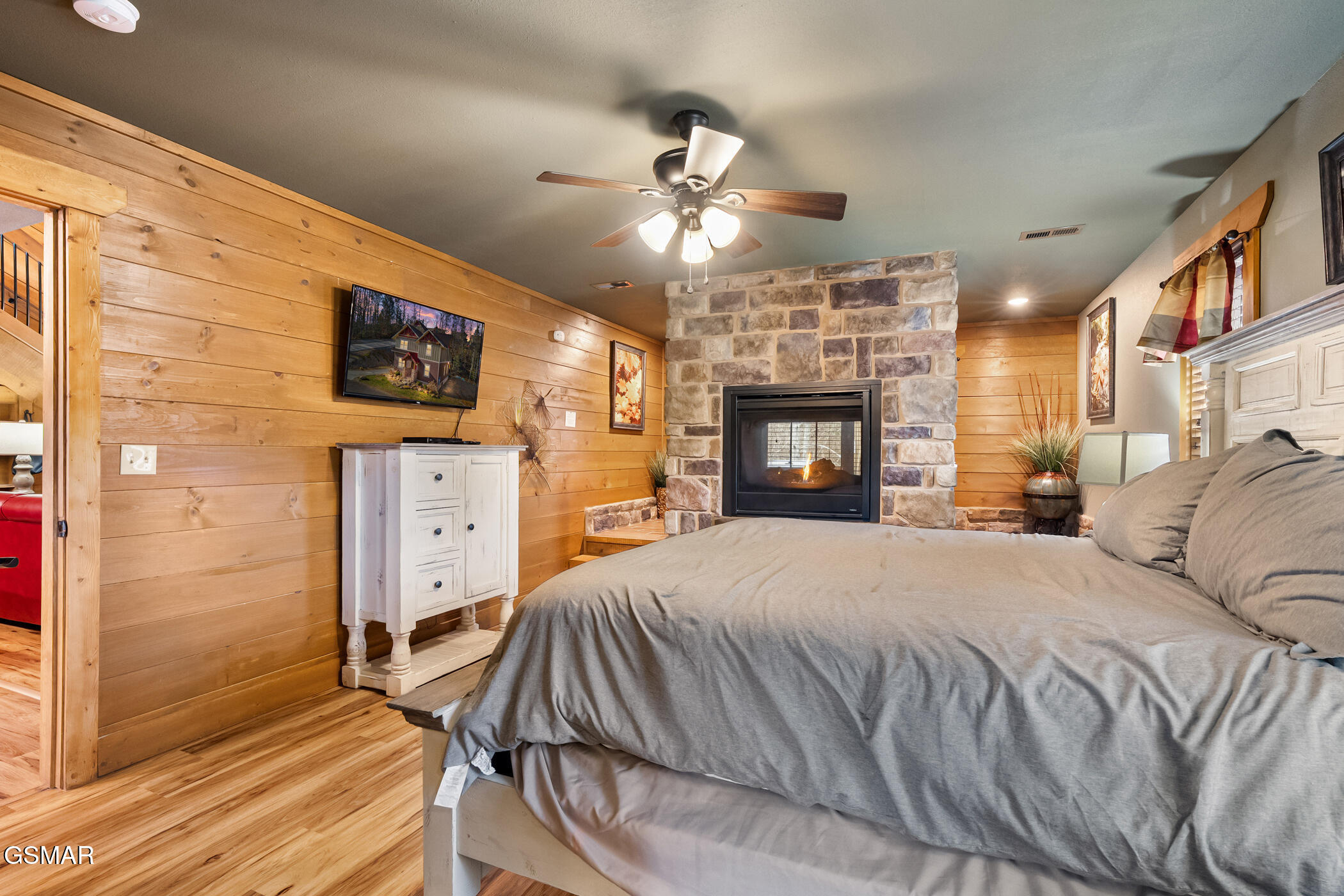 728 Still Hill Way Gatlinburg TN 37738