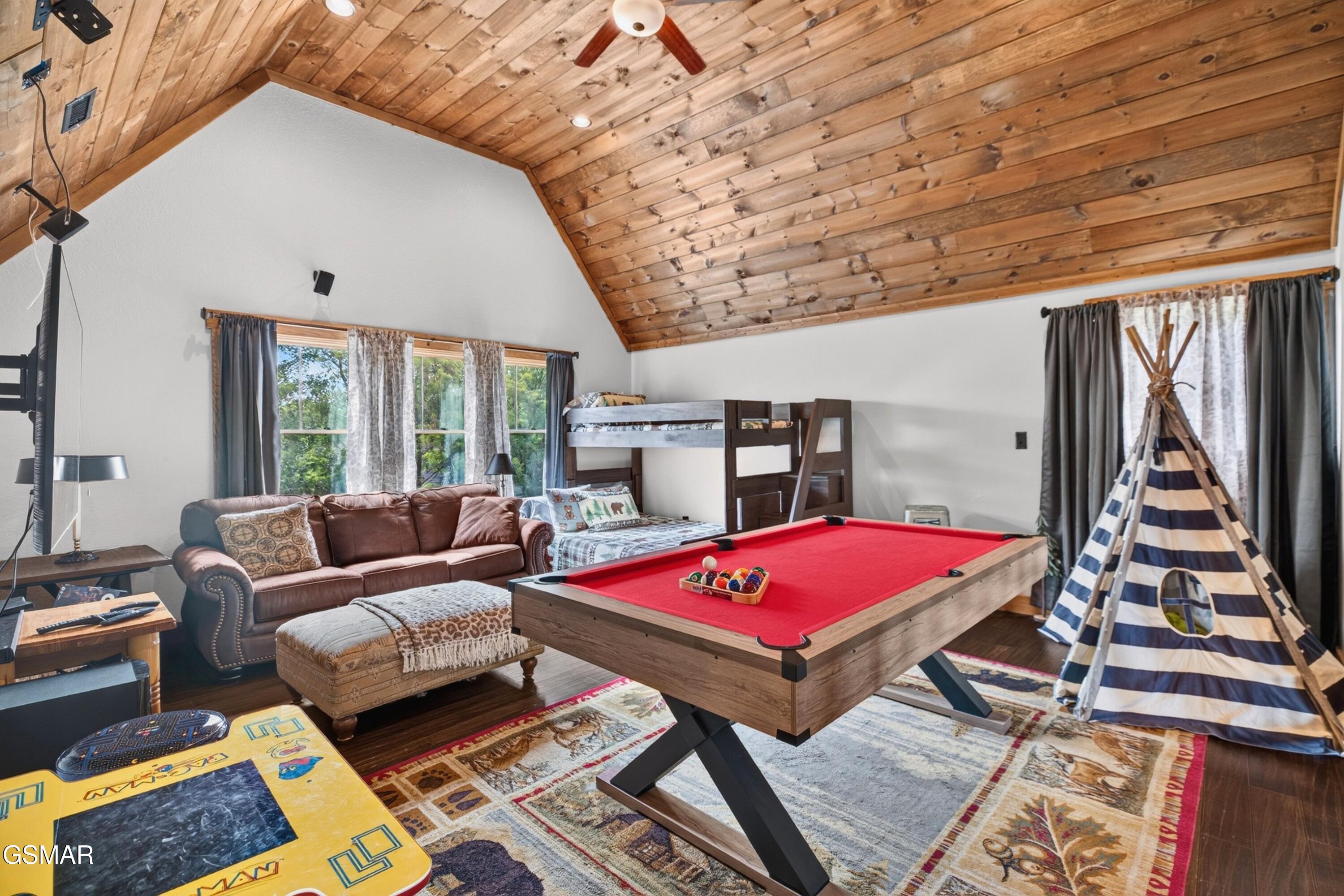 815 Wattle Blossom Drive Gatlinburg TN 37738