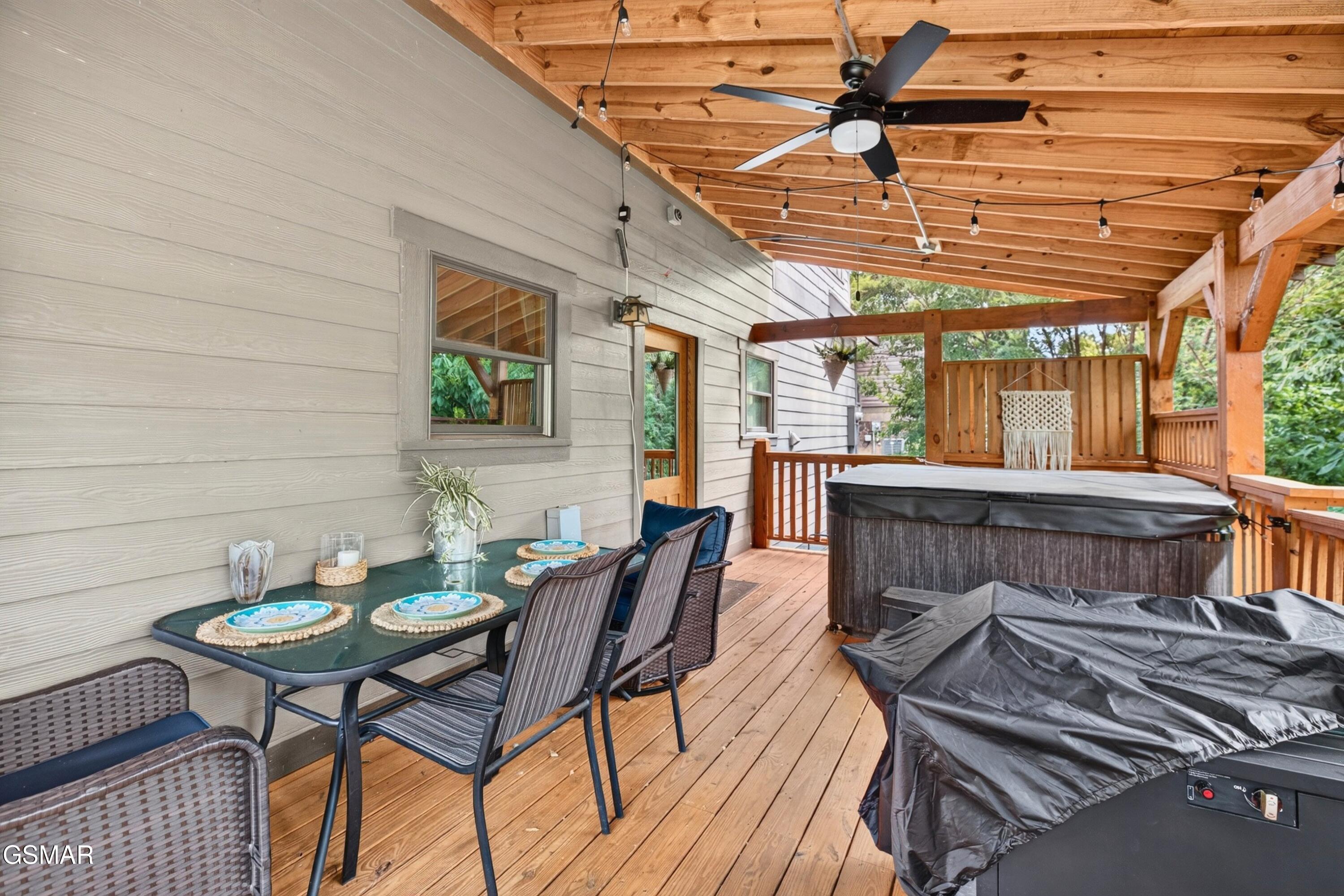 815 Wattle Blossom Drive Gatlinburg TN 37738