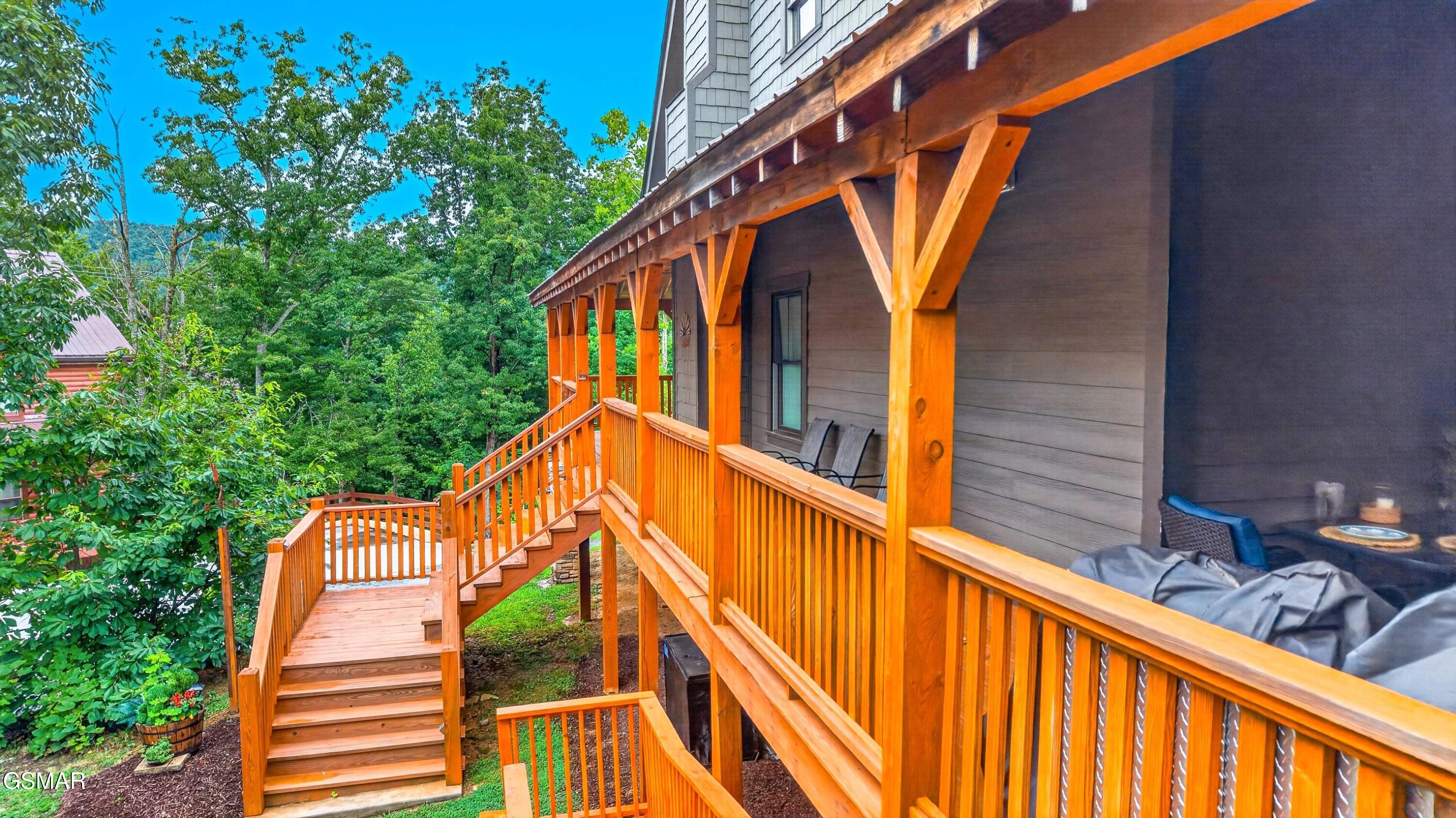 815 Wattle Blossom Drive Gatlinburg TN 37738