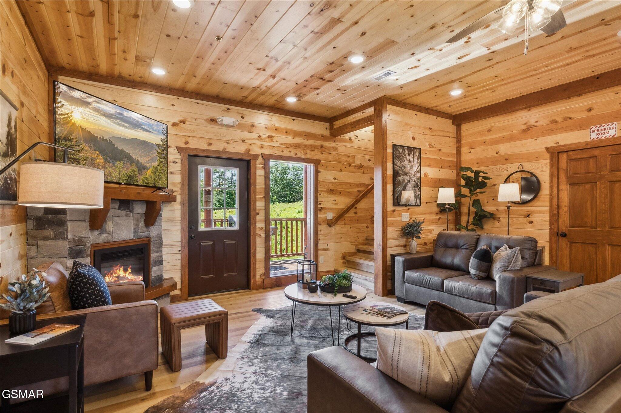 753 Bethlehem Way Sevierville TN 37876