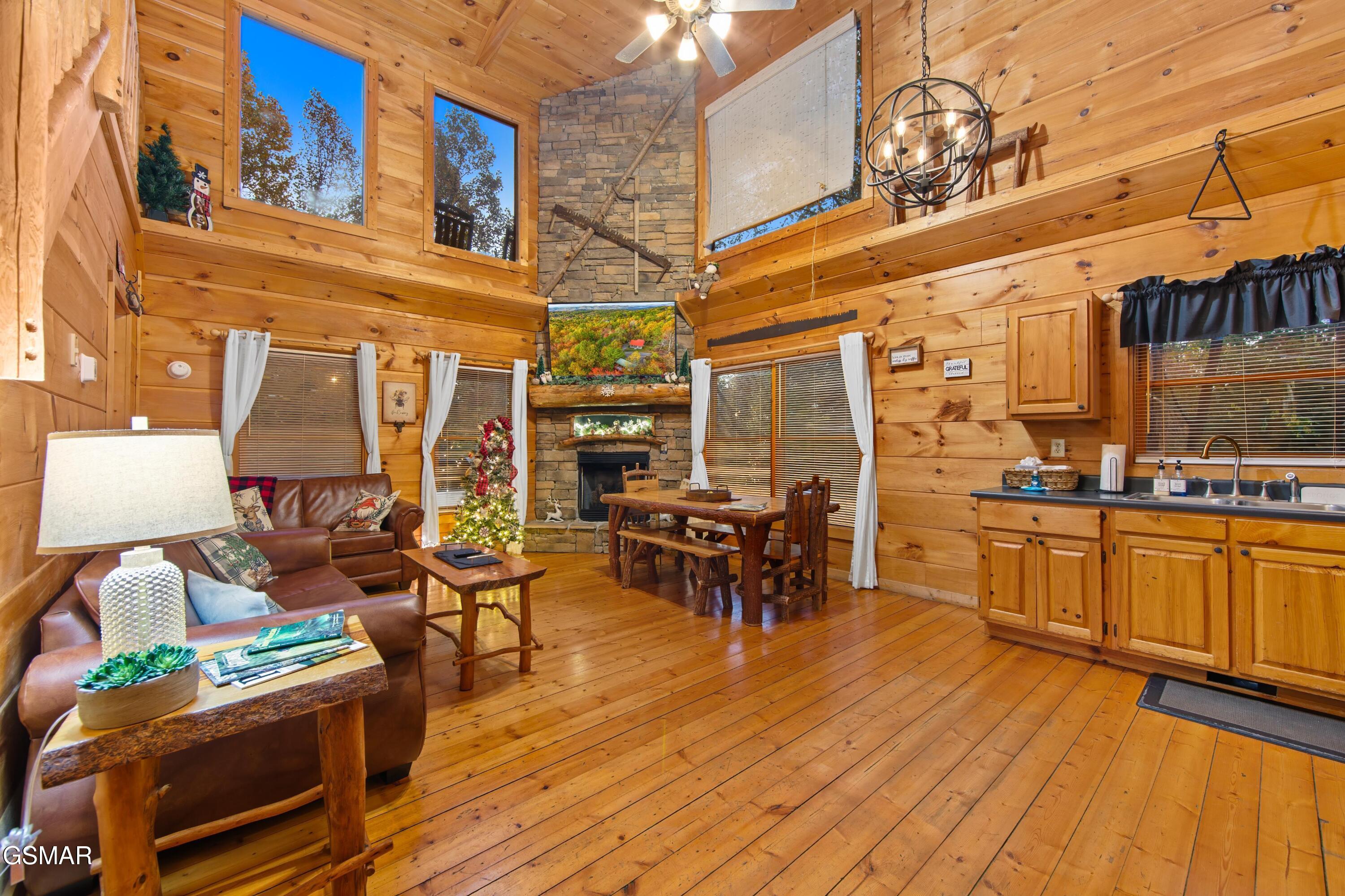 1825 Cherry View Lane Sevierville TN 37876