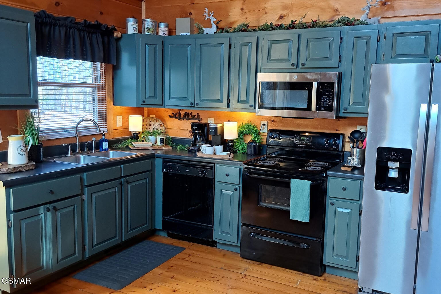 1825 Cherry View Lane Sevierville TN 37876