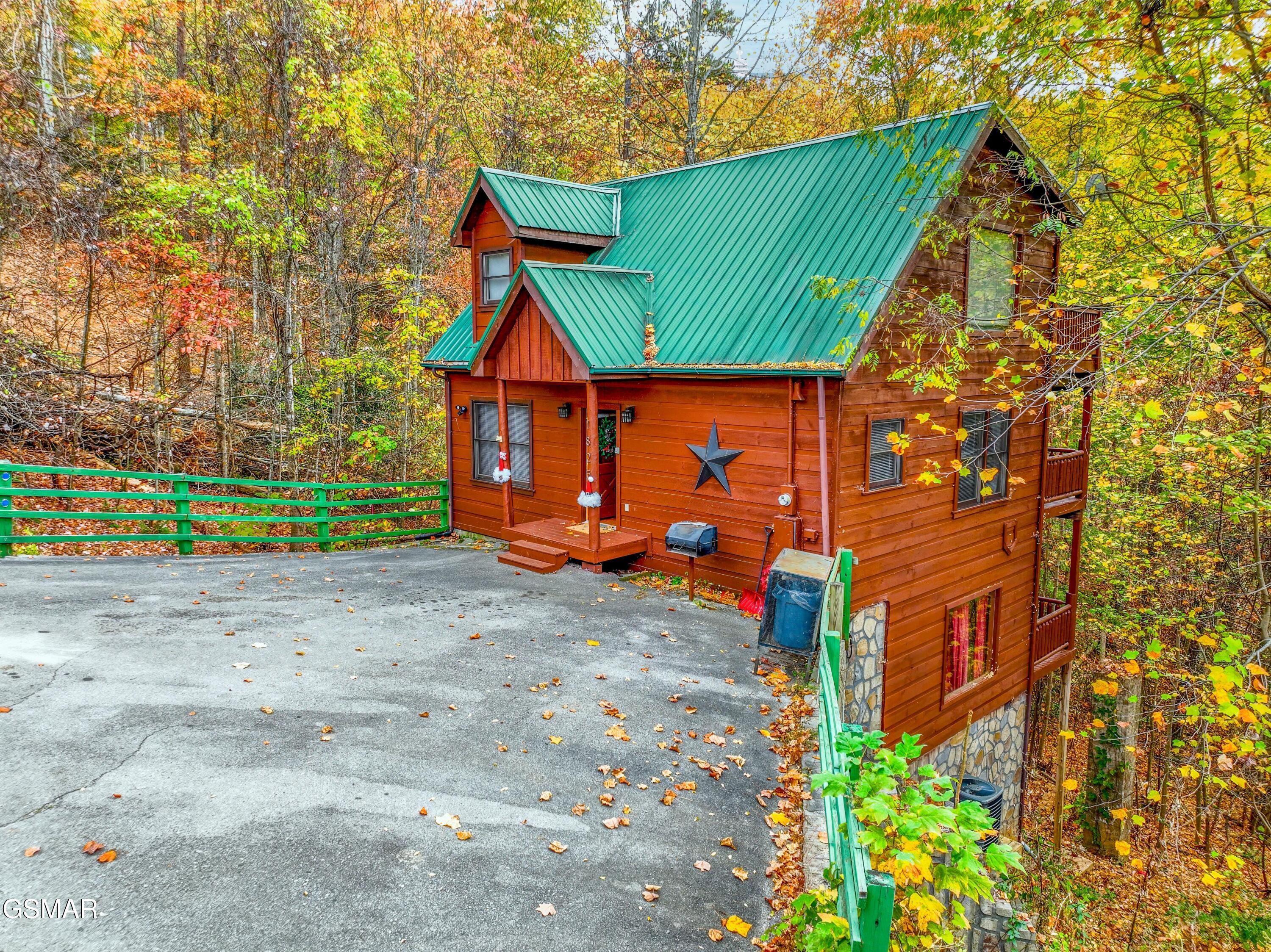 1825 Cherry View Lane Sevierville TN 37876