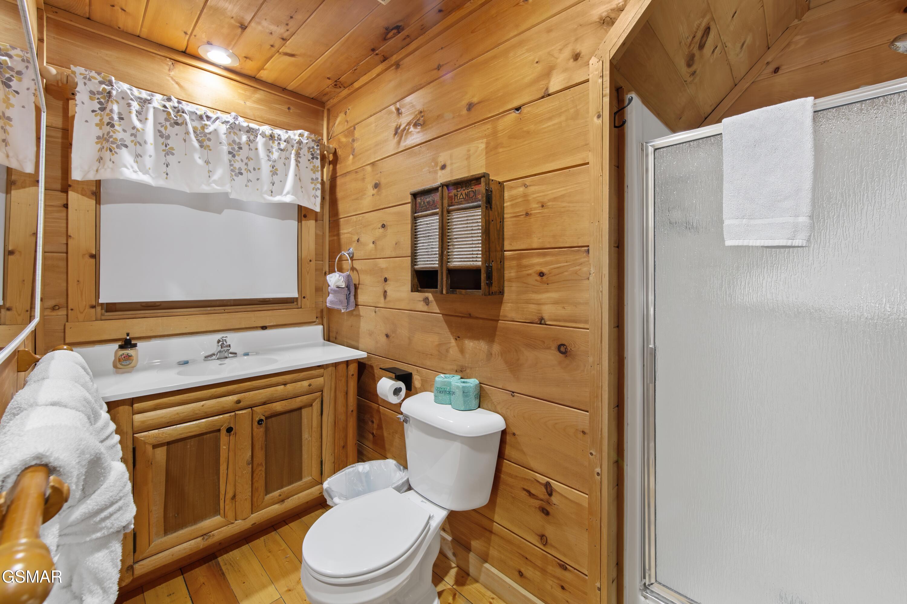 1825 Cherry View Lane Sevierville TN 37876